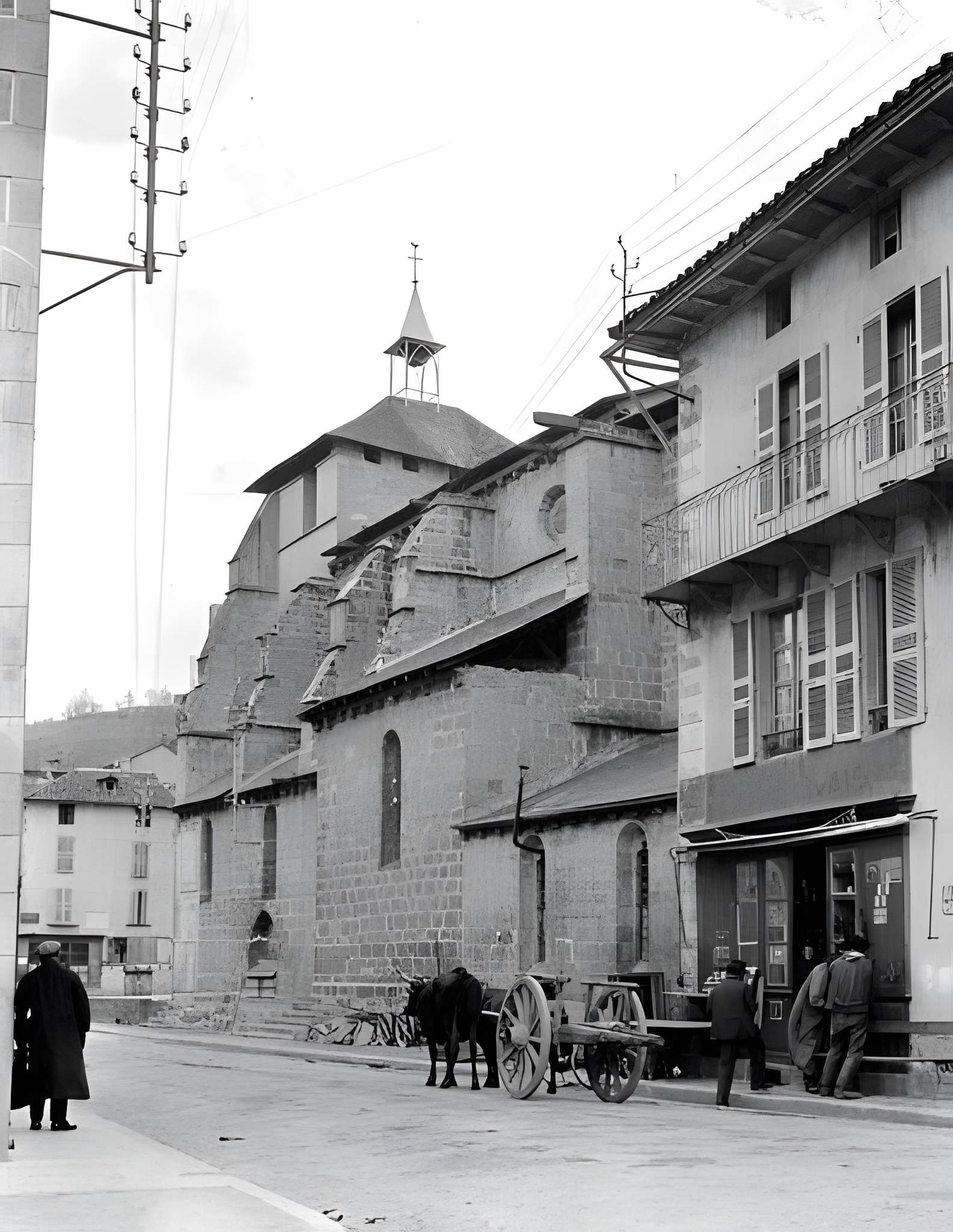 Église Saint-Martin de Laroquebrou