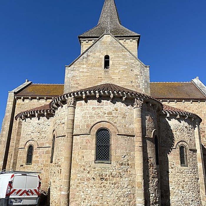 Photo de Église Saint-Martin de Lurcy-Lévis