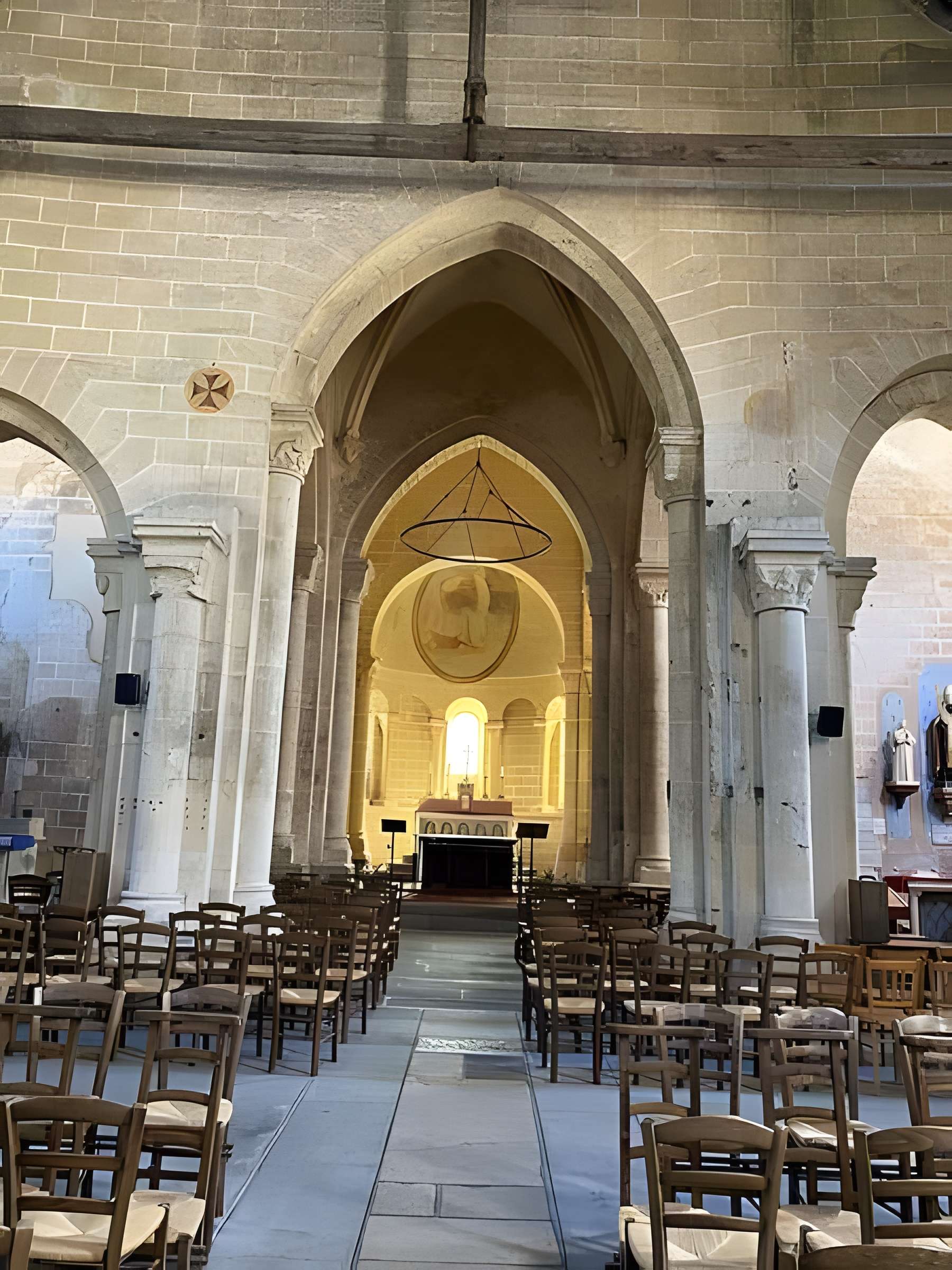 Église Saint-Martin de Lurcy-Lévis