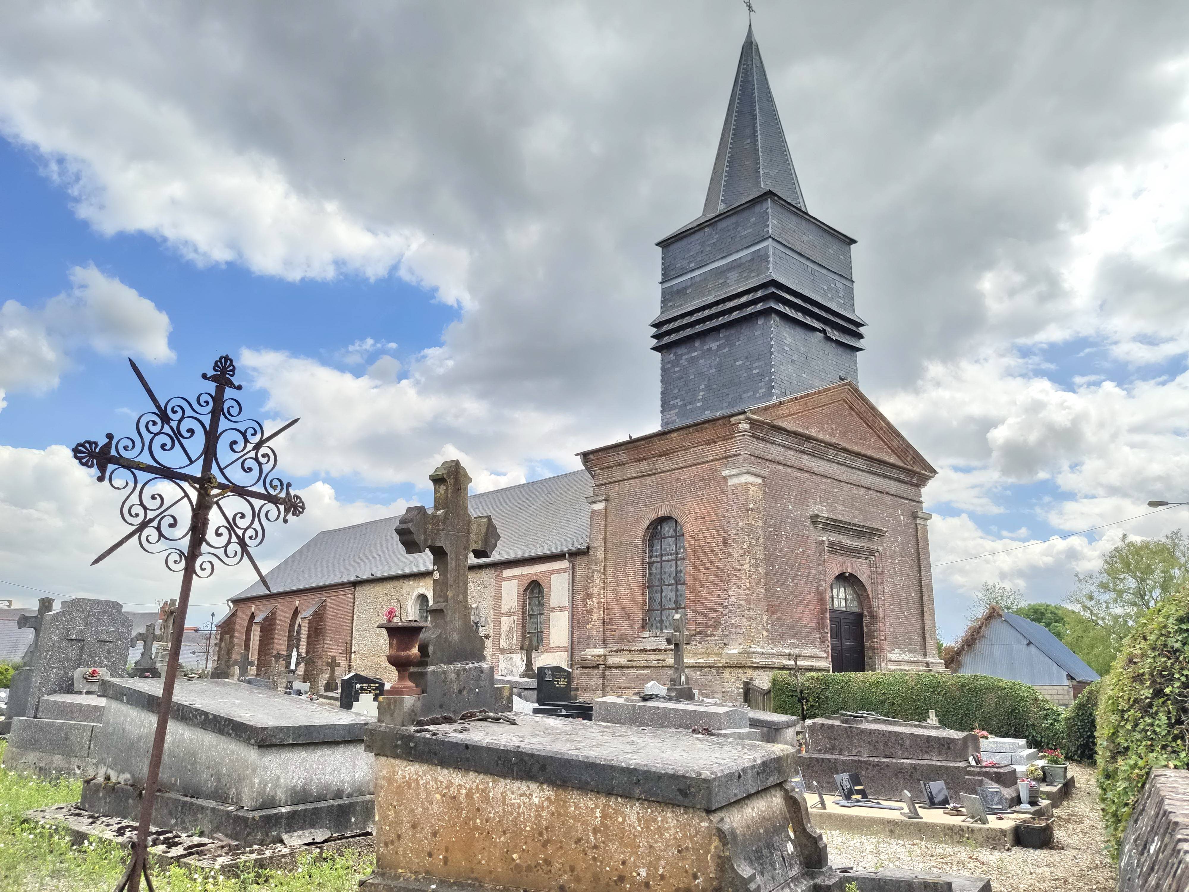 Photo de Église Saint-Aubin d'Illois