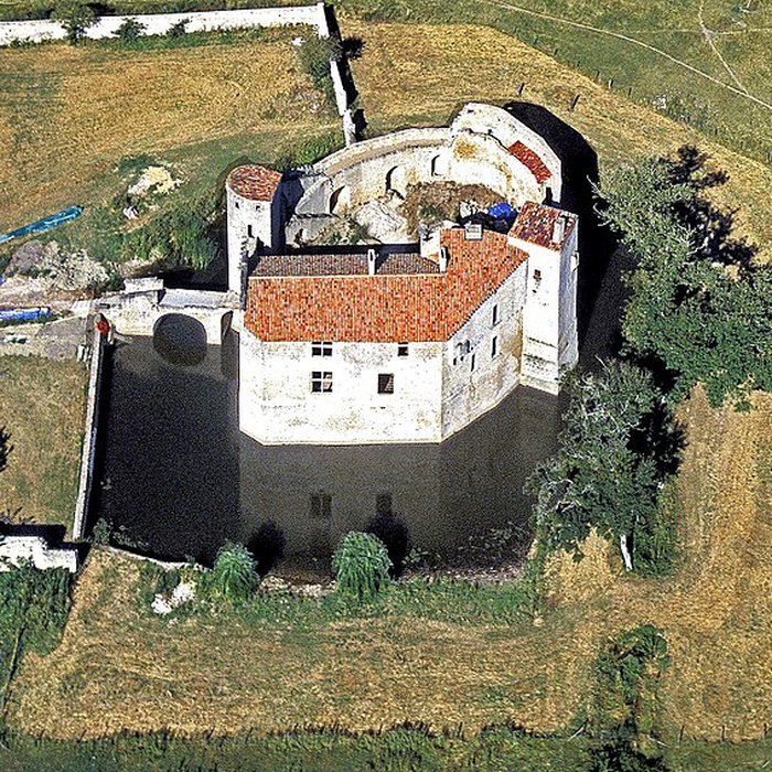 Photo de Château de Saint-Jean-dAngle