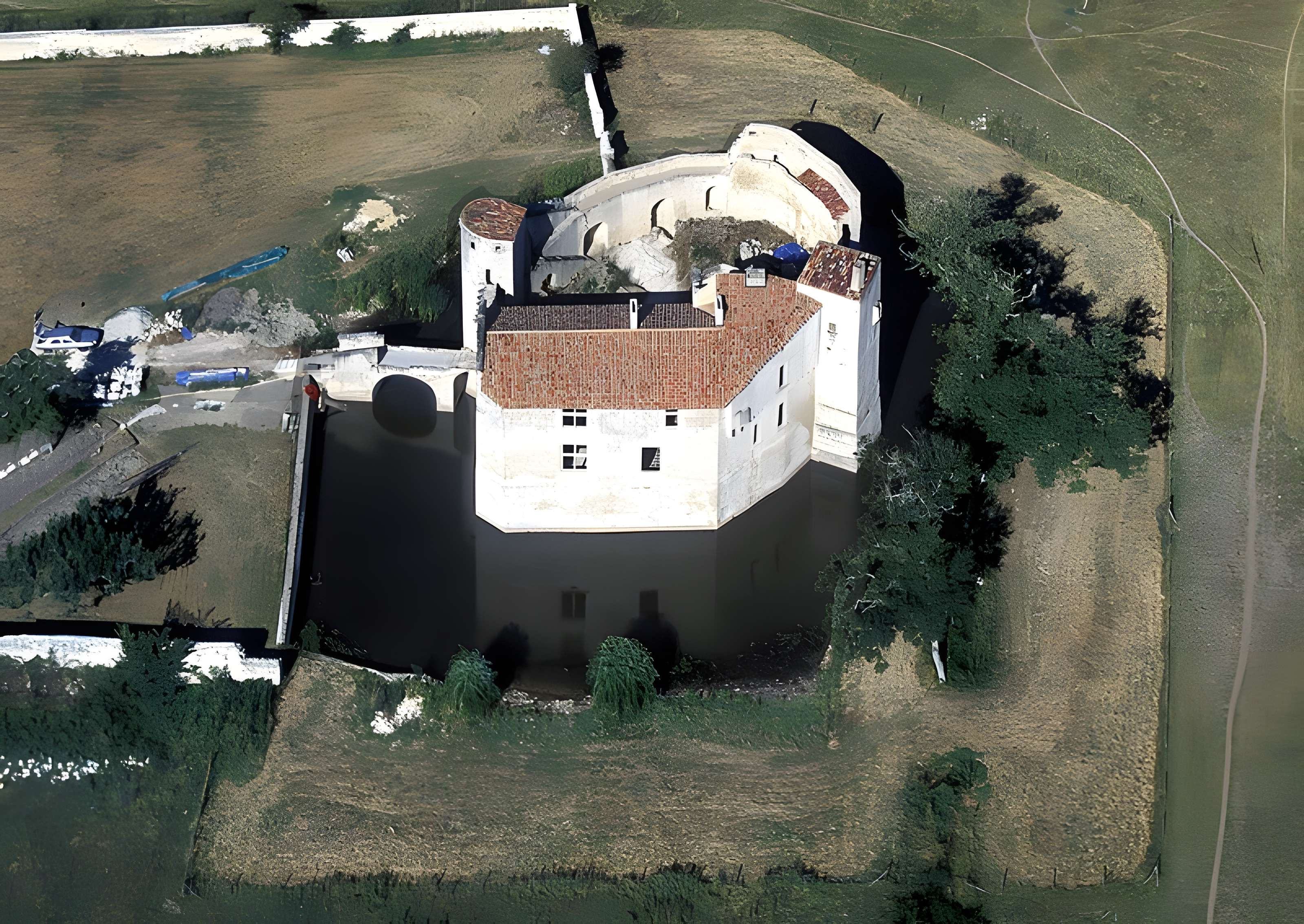 Château de Saint-Jean-d'Angle