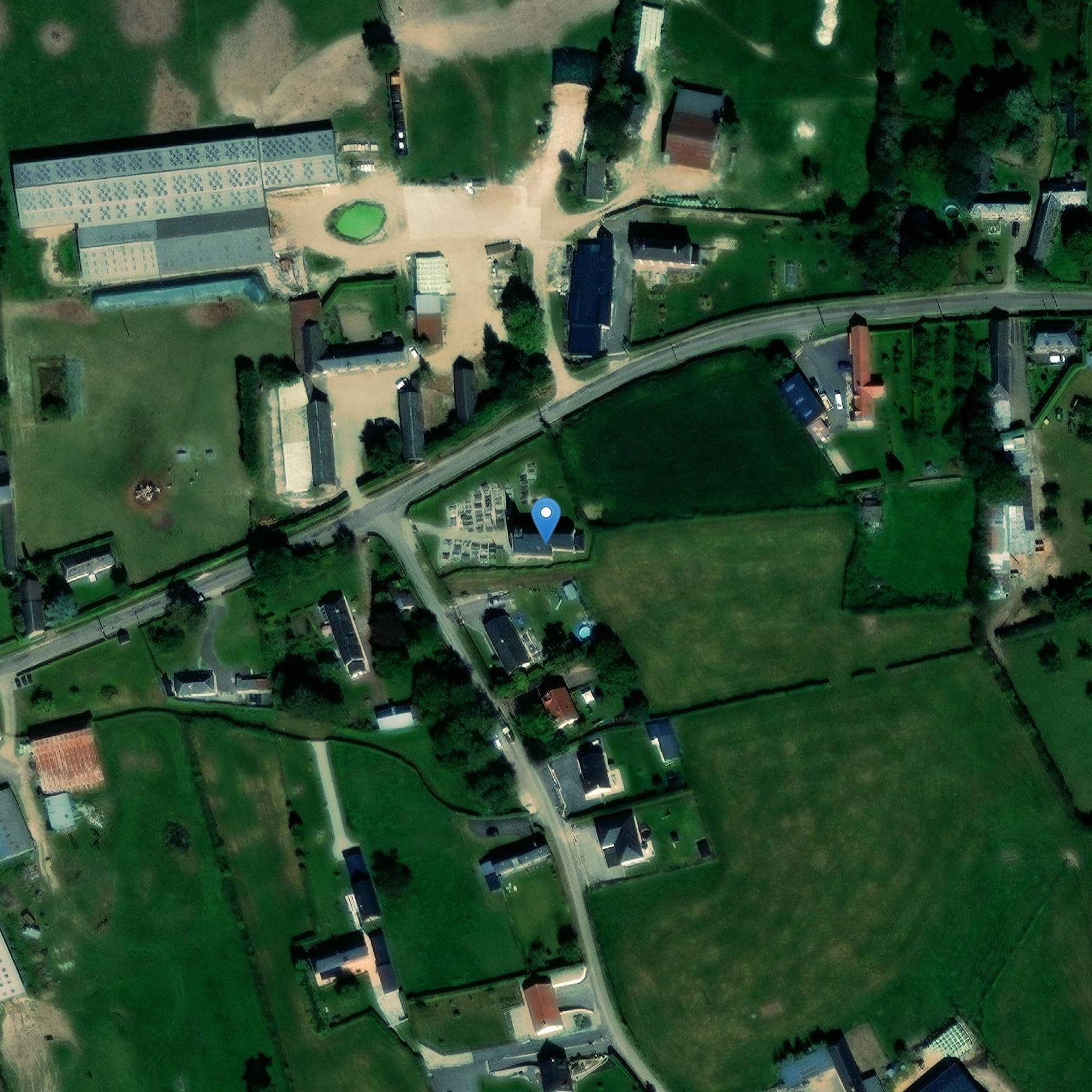 Photo de 圣伯佛-尚普斯圣巴泰莱米教堂