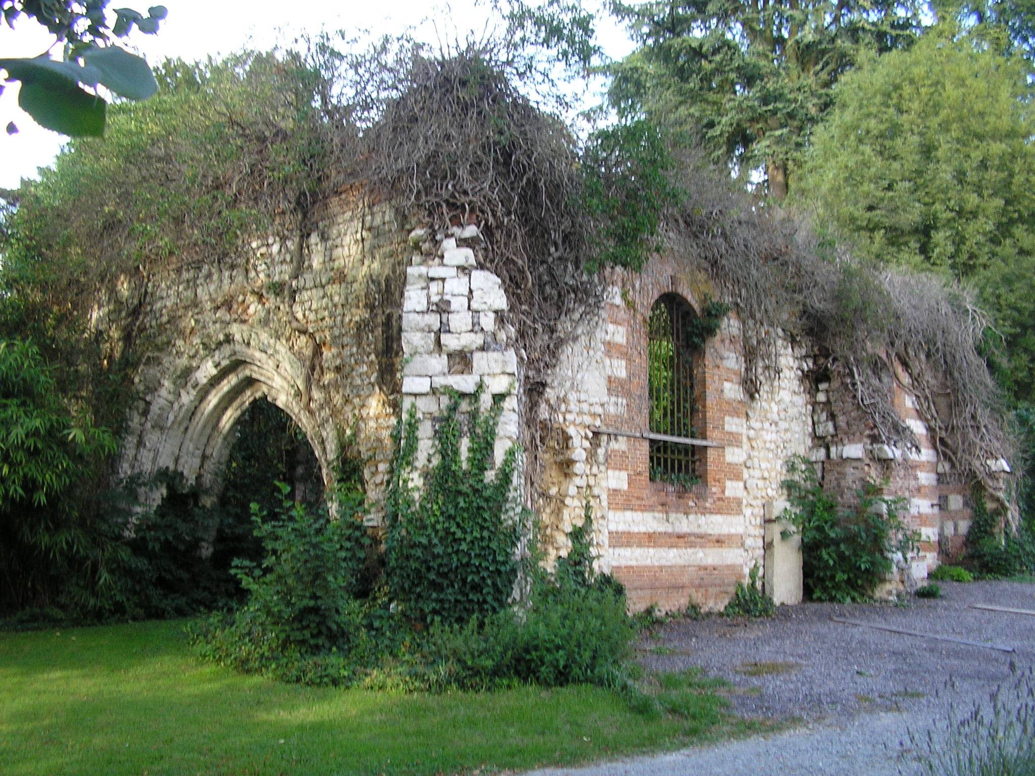 Photo de Ancienne église Notre-Dame-et-Saint-Gilles du Héron