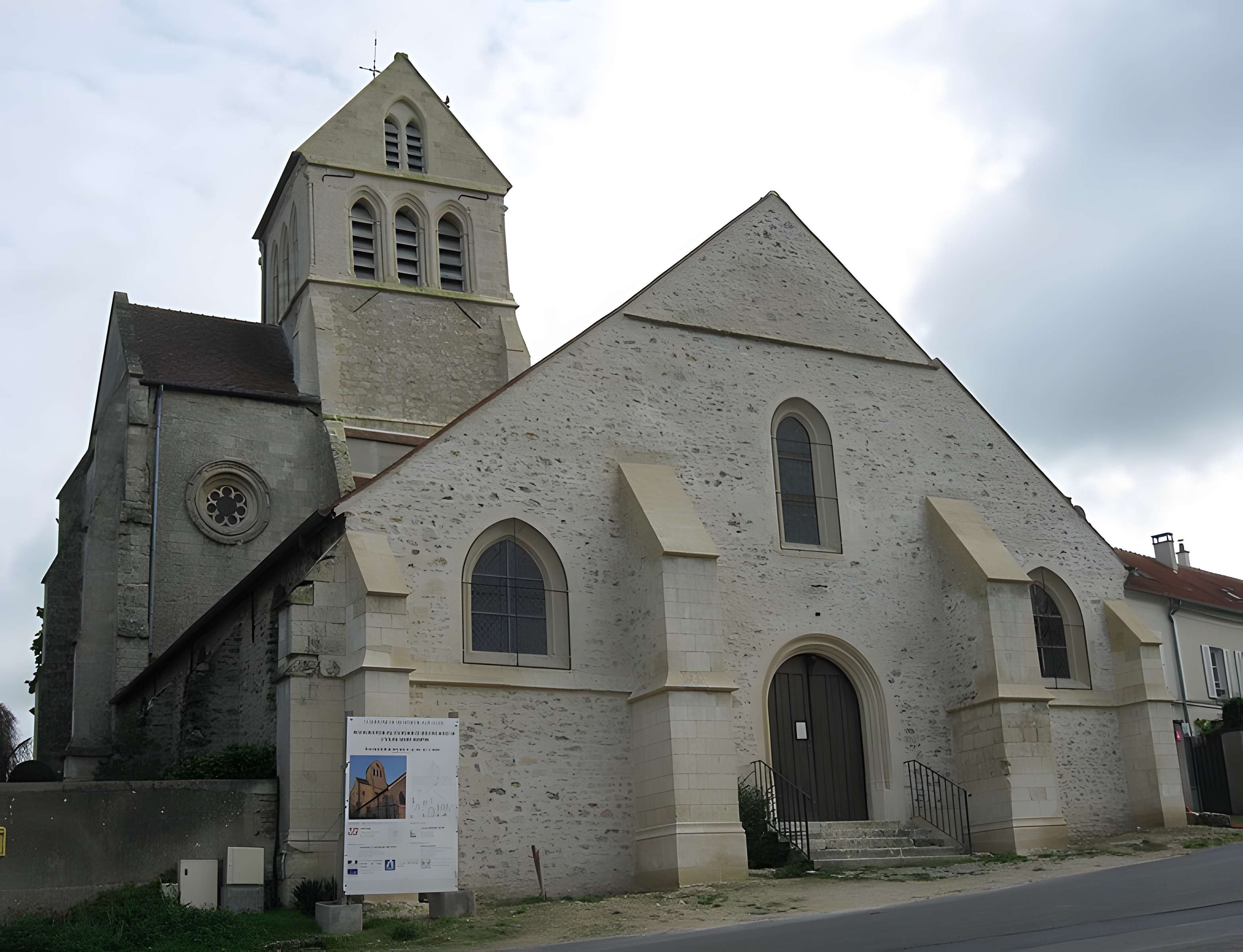 Église Saint-Martin de Montreuil-aux-Lions