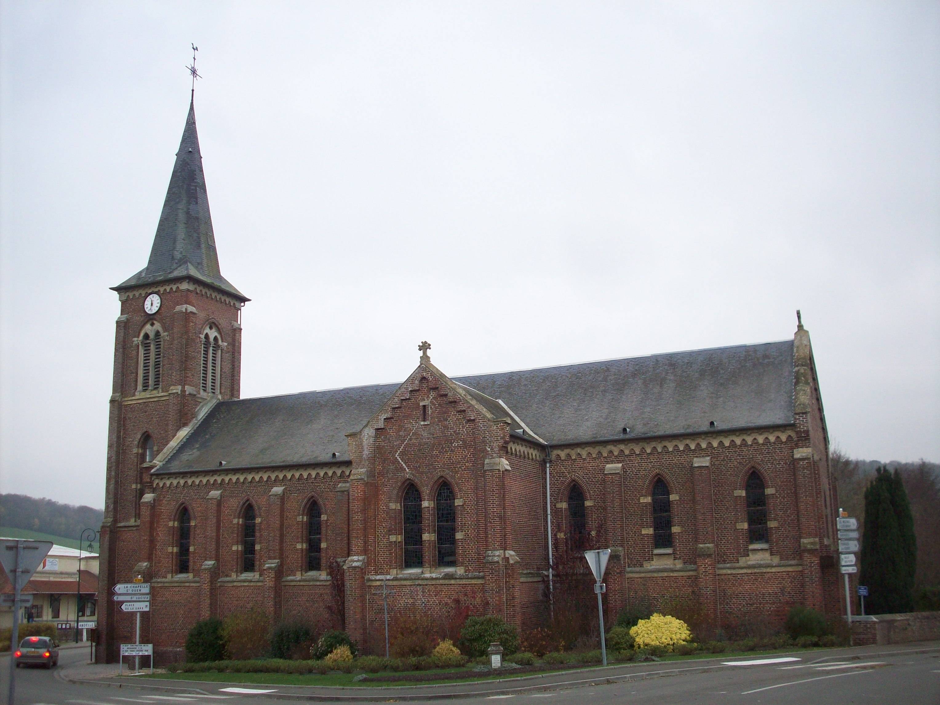 Photo de 诺列瓦尔圣奥宾教堂