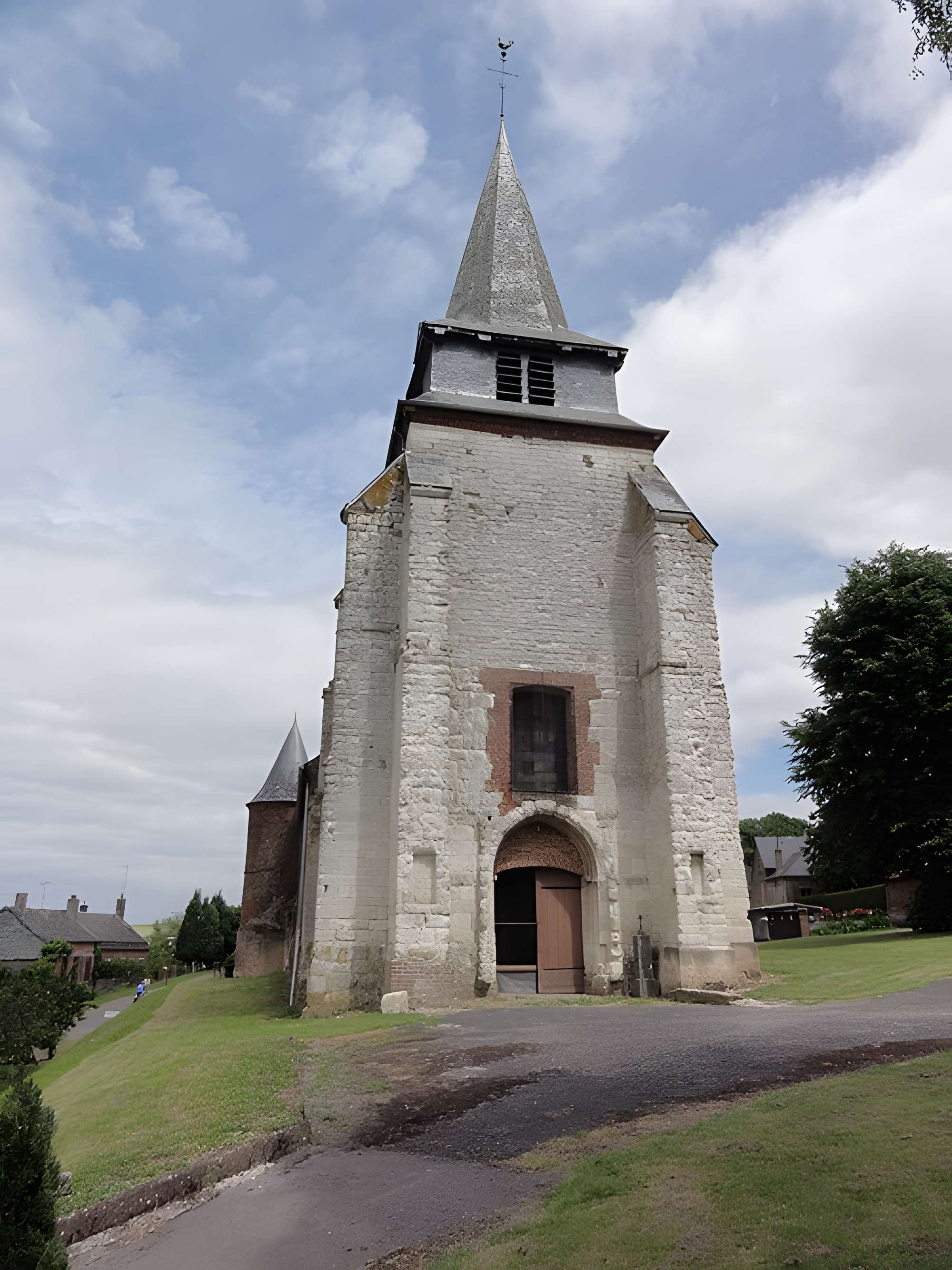 Église Saint-Martin de Nampcelles-la-Cour