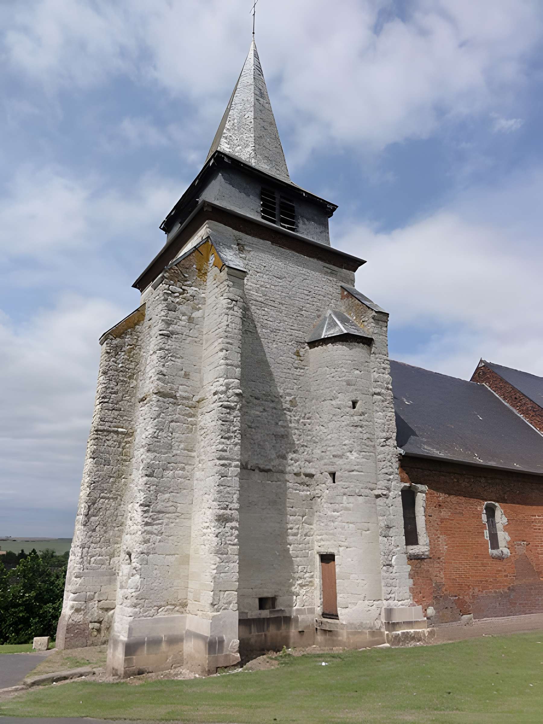 Église Saint-Martin de Nampcelles-la-Cour
