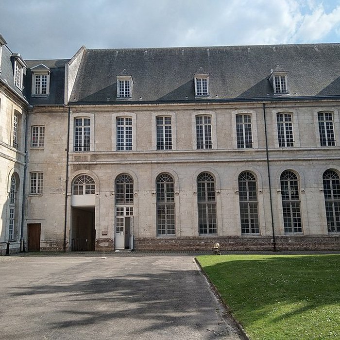 Photo de Abbaye de Saint-Riquier