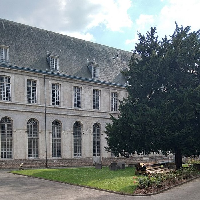 Photo de Abbaye de Saint-Riquier