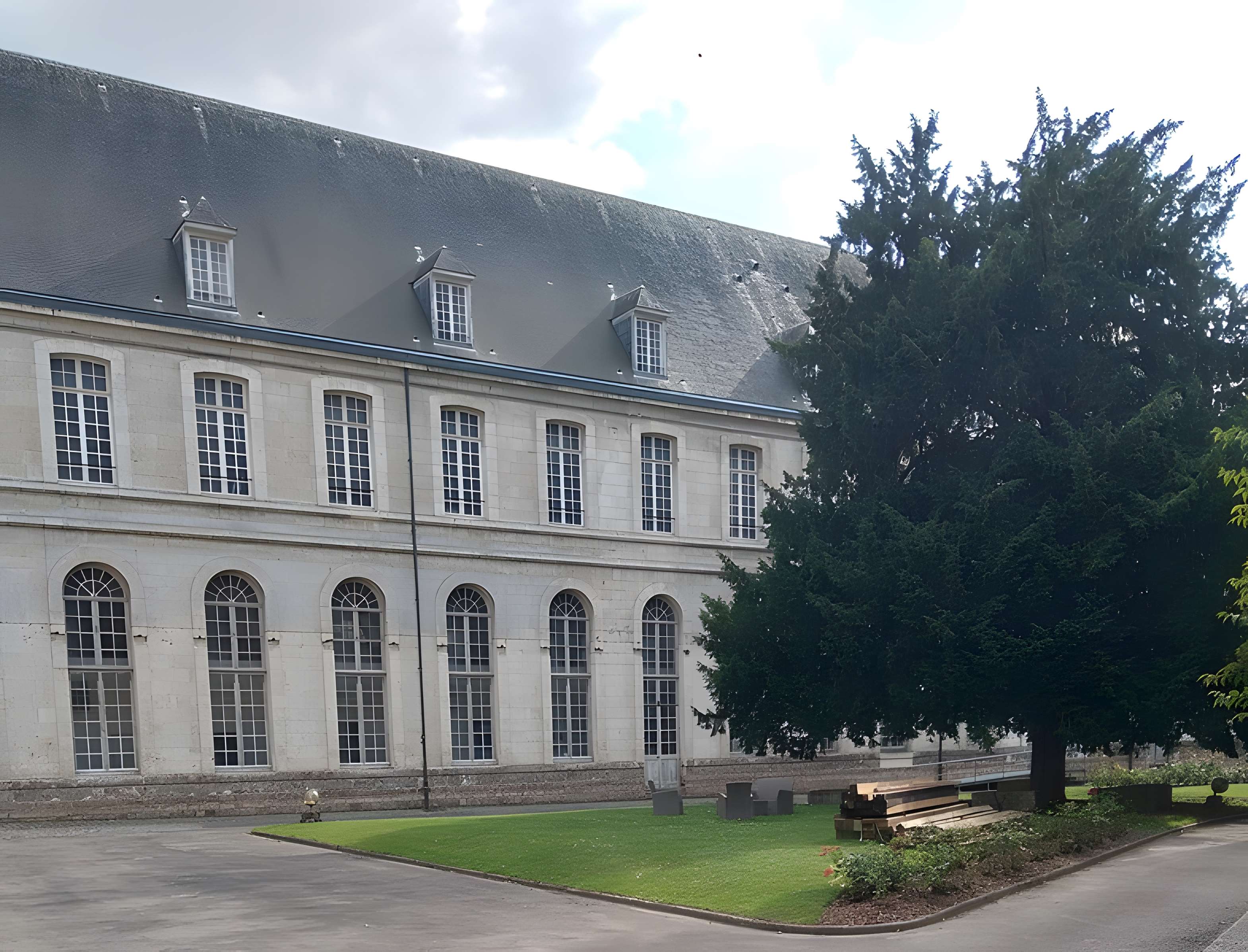 Abbaye de Saint-Riquier