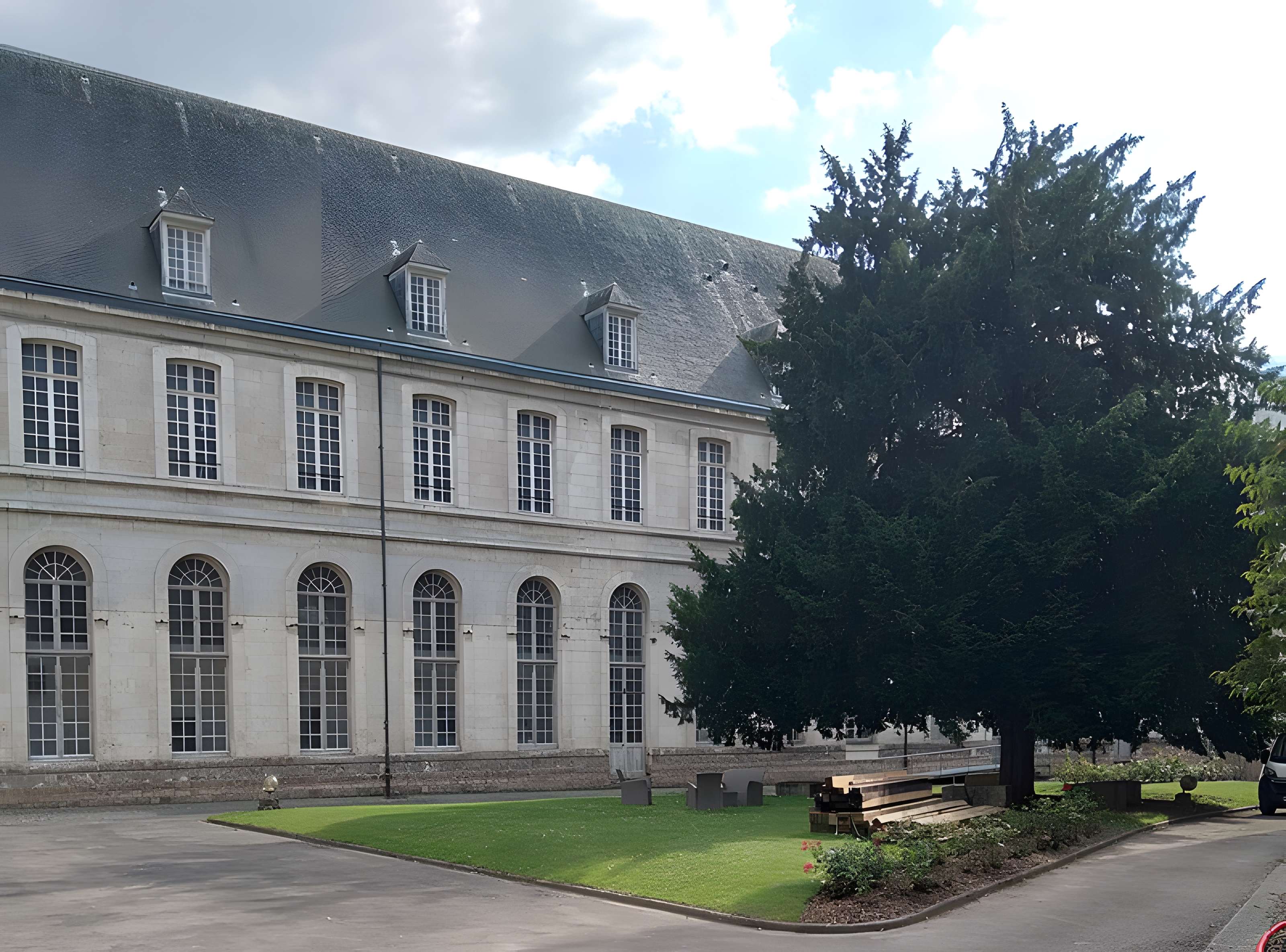 Abbaye de Saint-Riquier