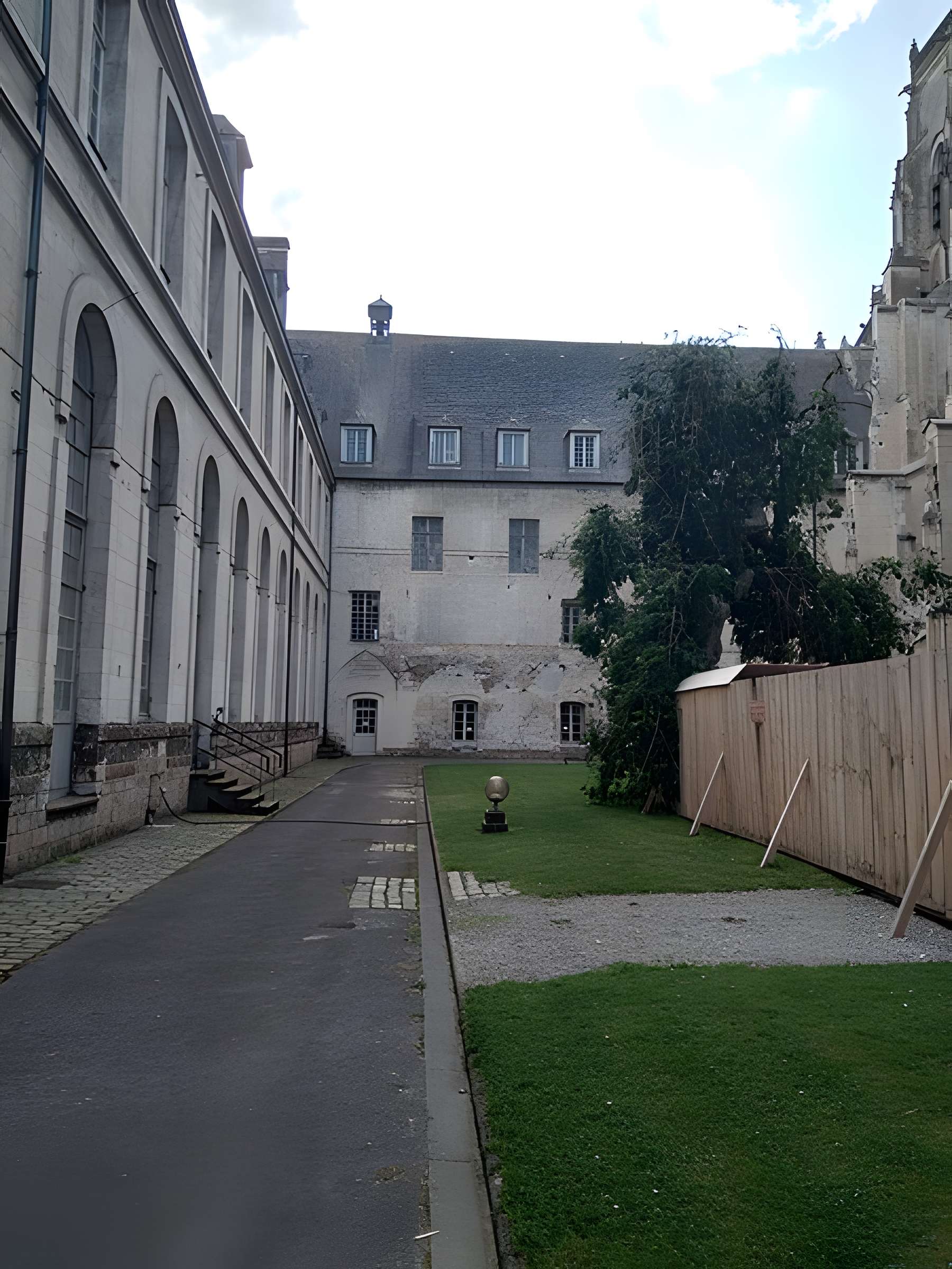 Abbaye de Saint-Riquier