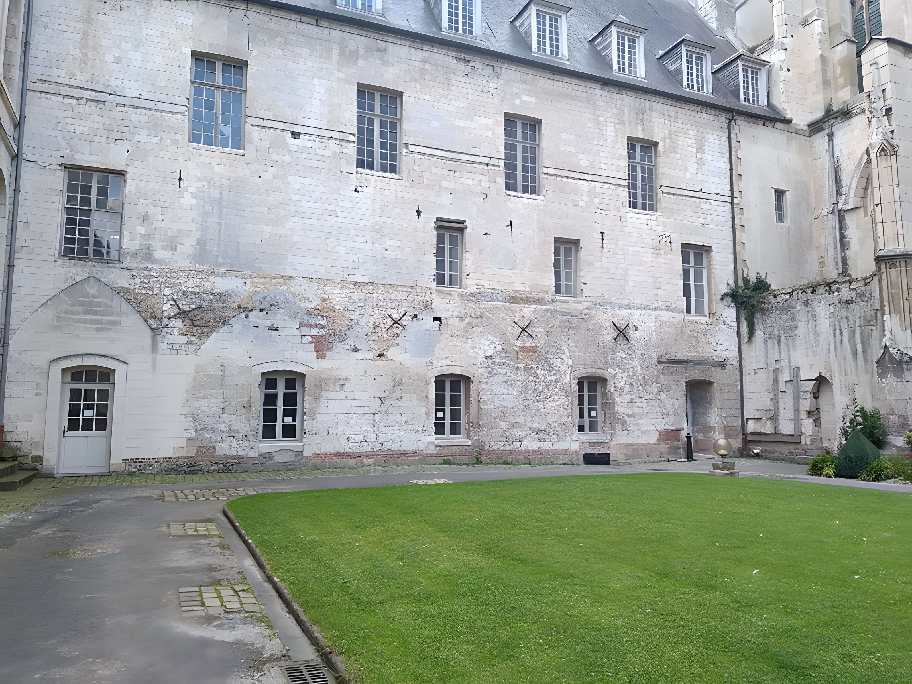 Abbaye de Saint-Riquier