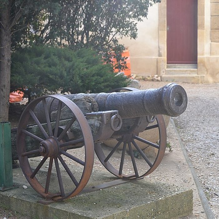 Photo de Château de Saint-Laurent-des-Arbres