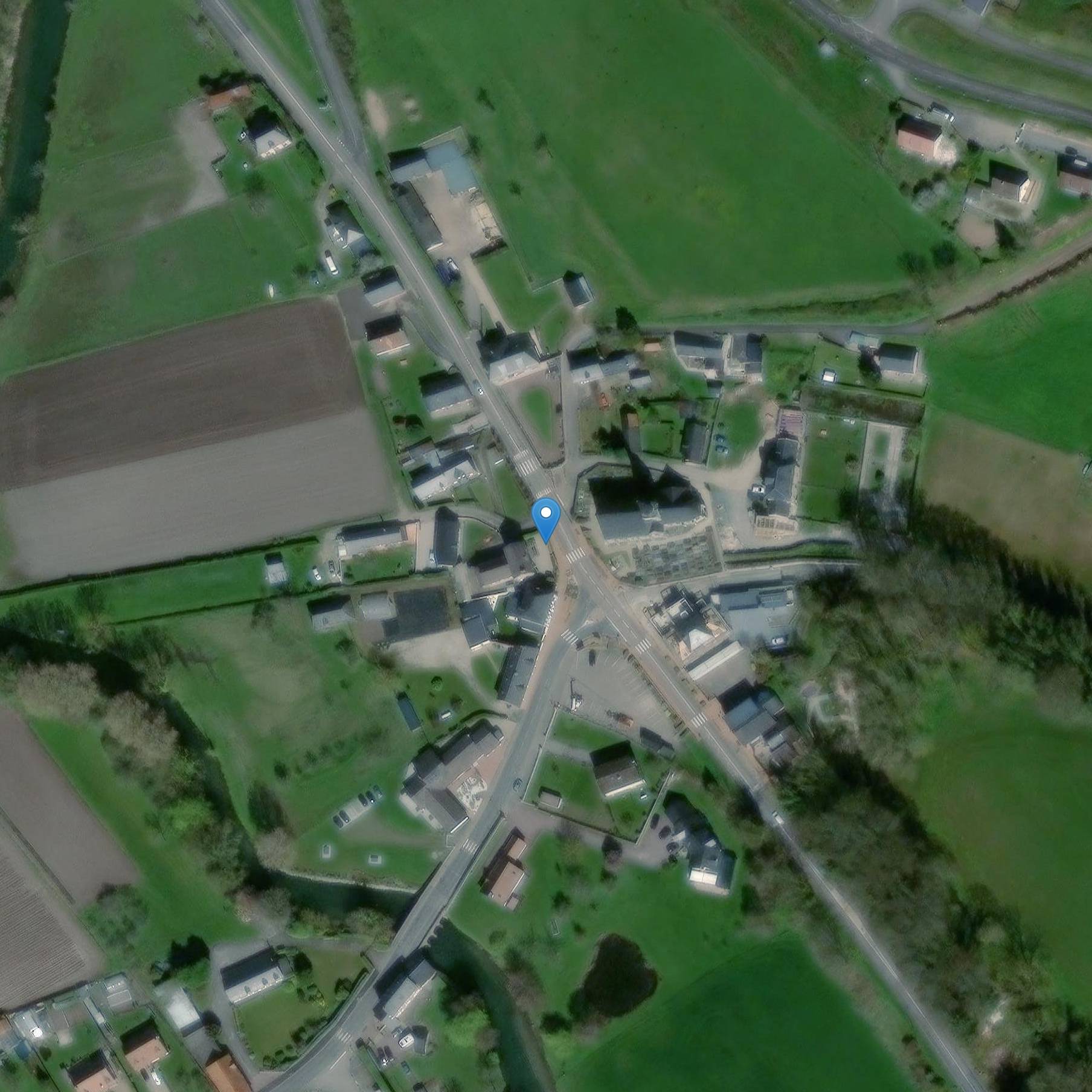 Photo de 帕卢埃尔圣马丁教堂