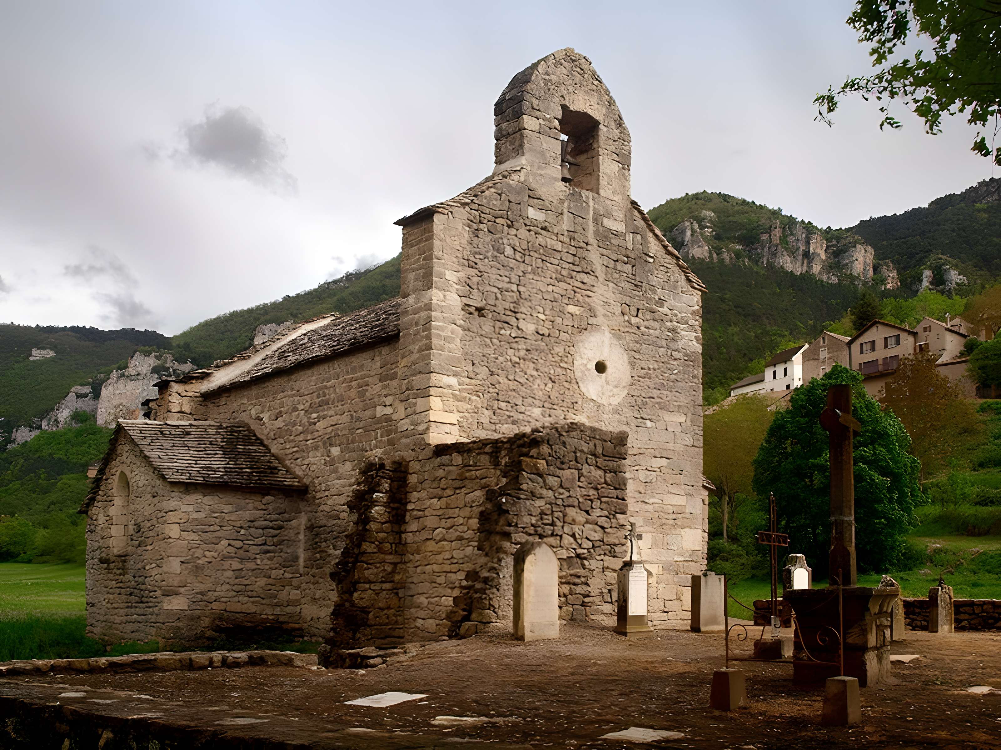 Église Saint-Martin de Pinet de La Cresse