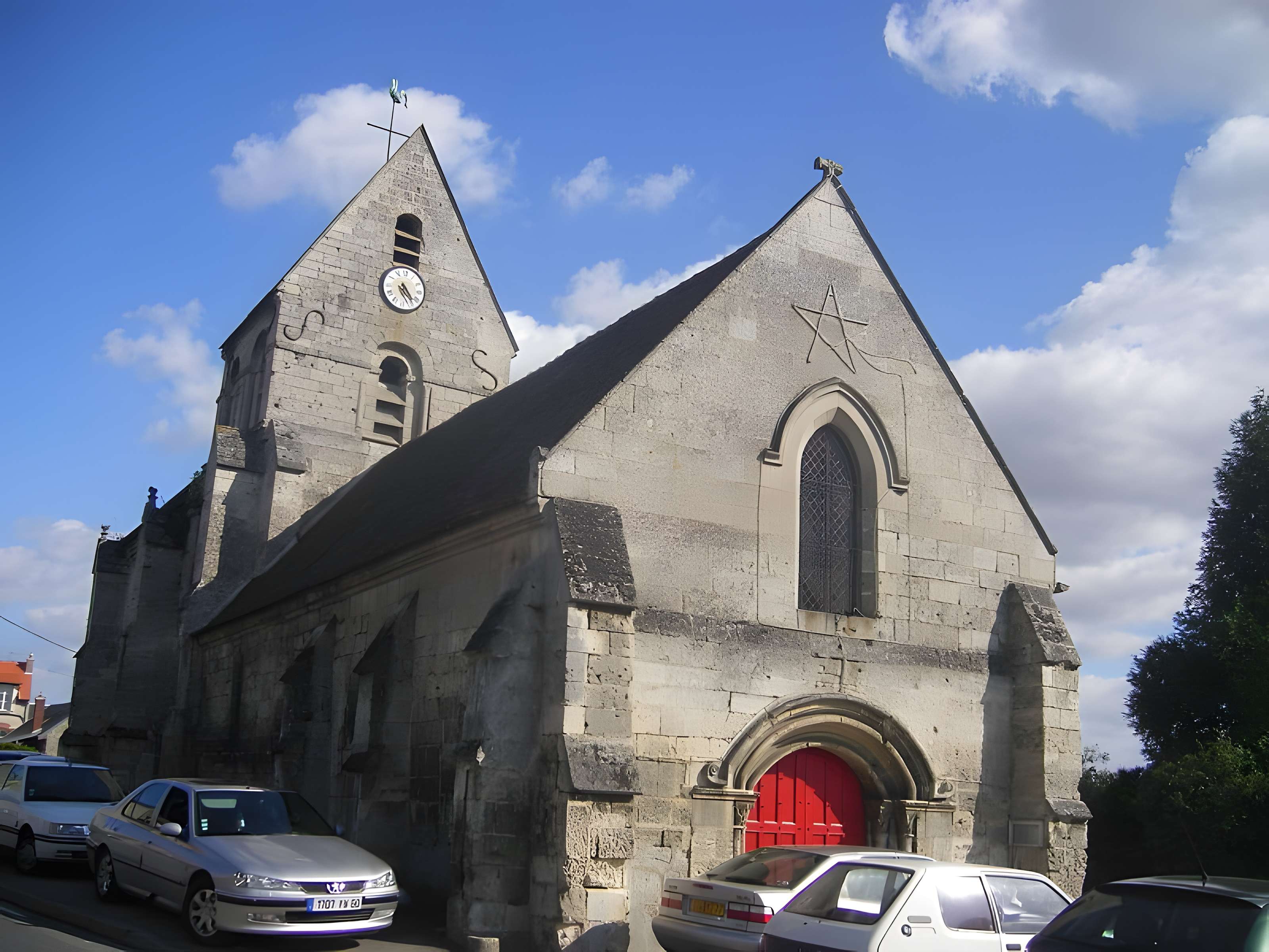 Église Saint-Martin de Pommiers 