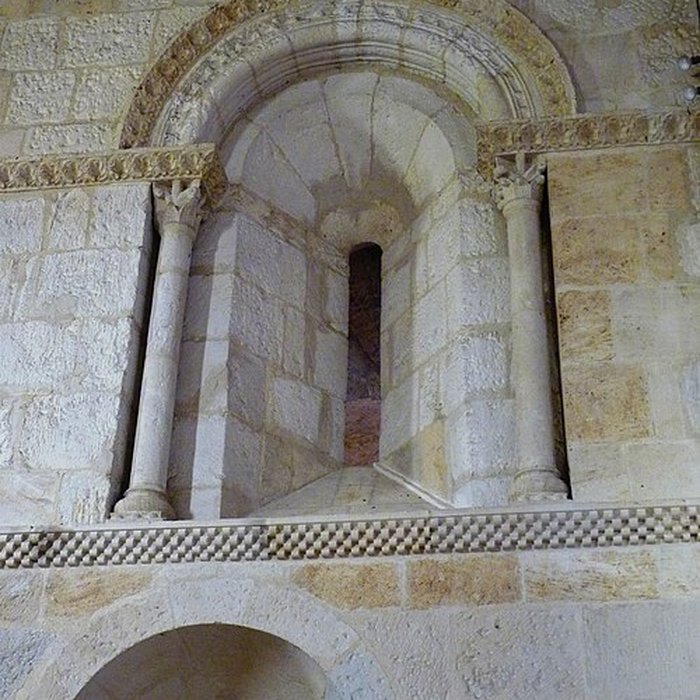 Photo de Église Saint-Martin de Pouillon