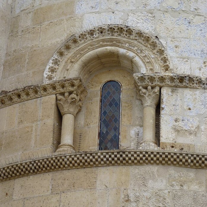 Photo de Église Saint-Martin de Pouillon