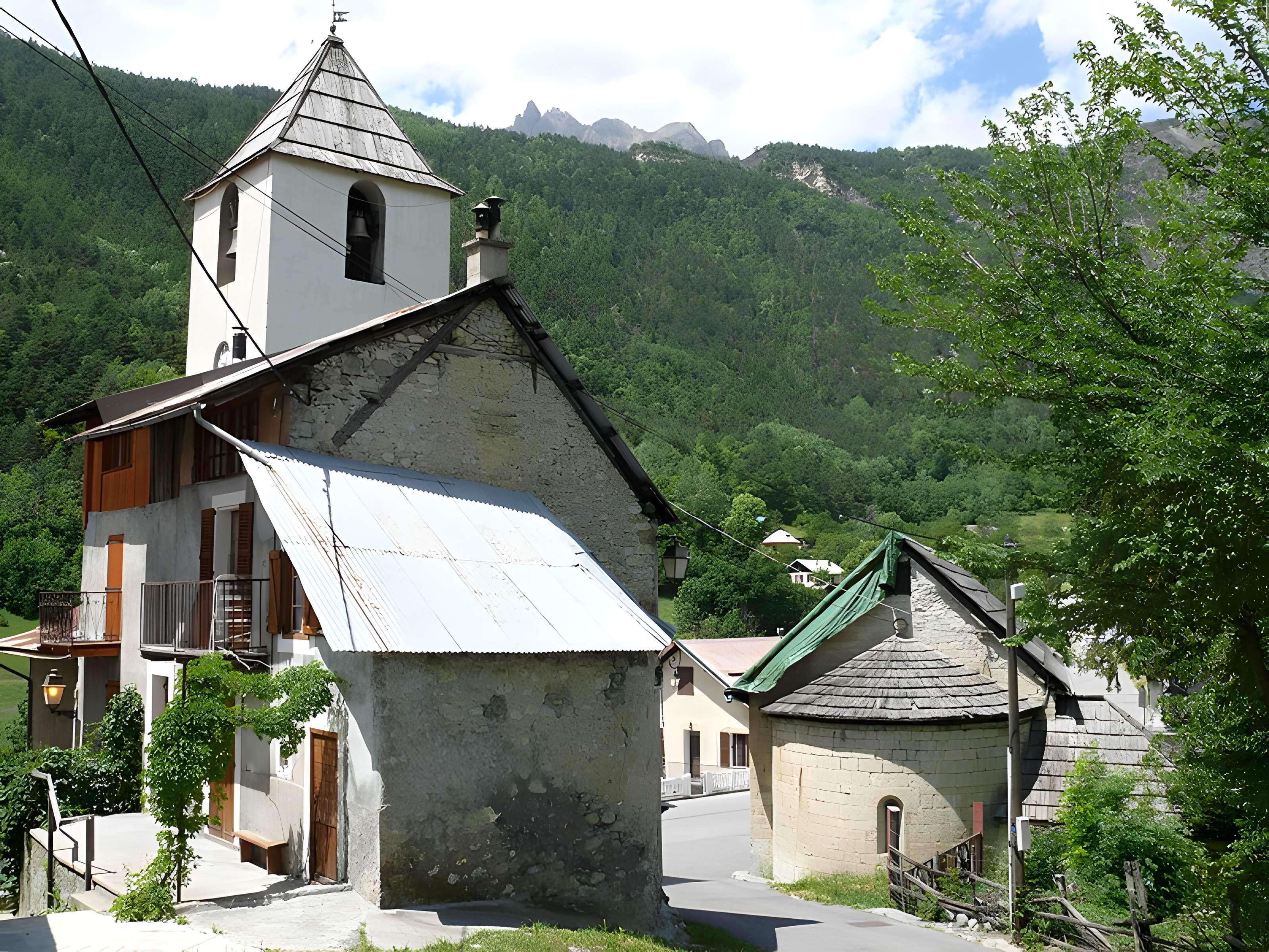 Église Saint-Martin de Saint-Martin-d'Entraunes
