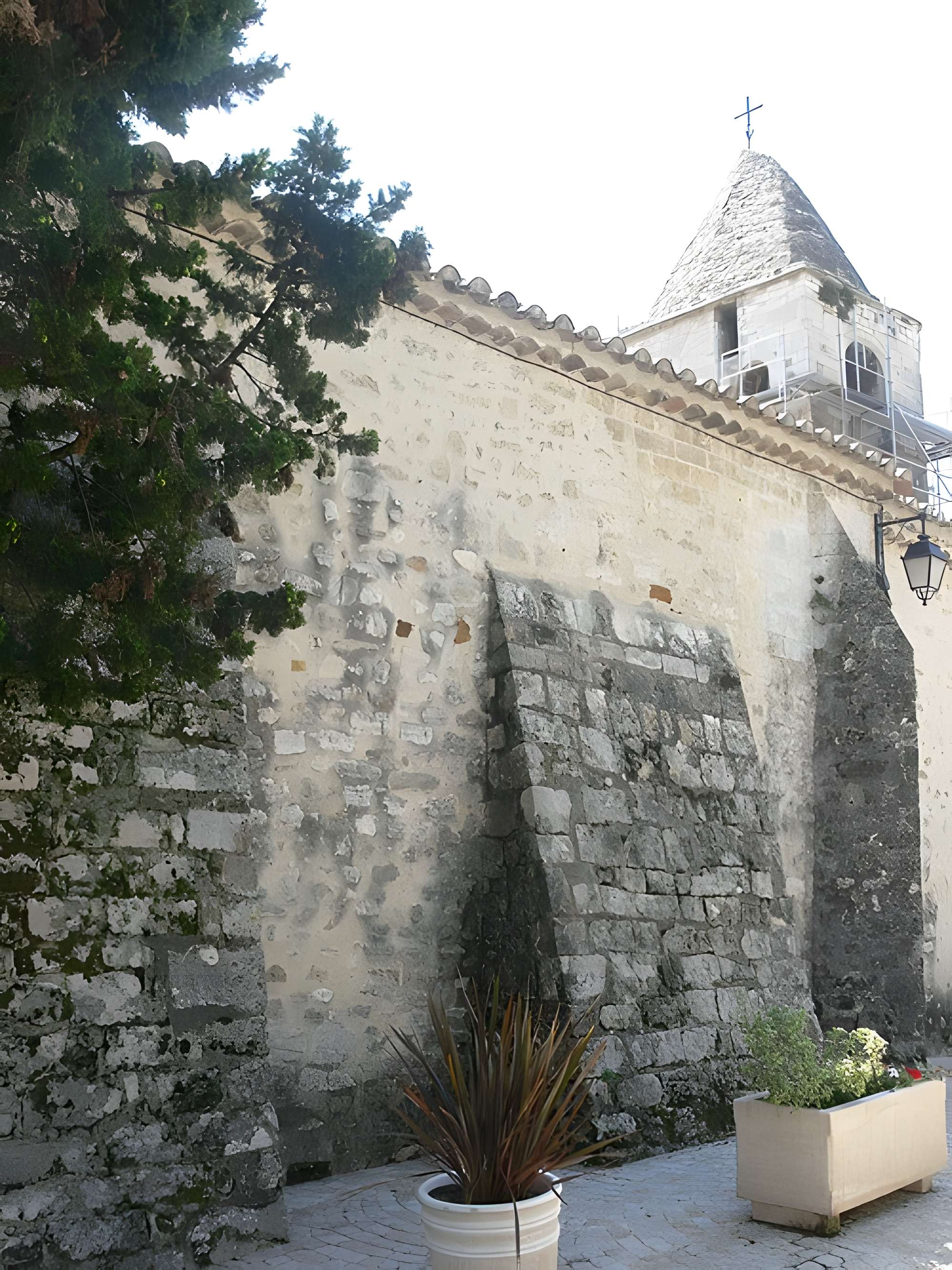 Église Saint-Martin de Valaurie