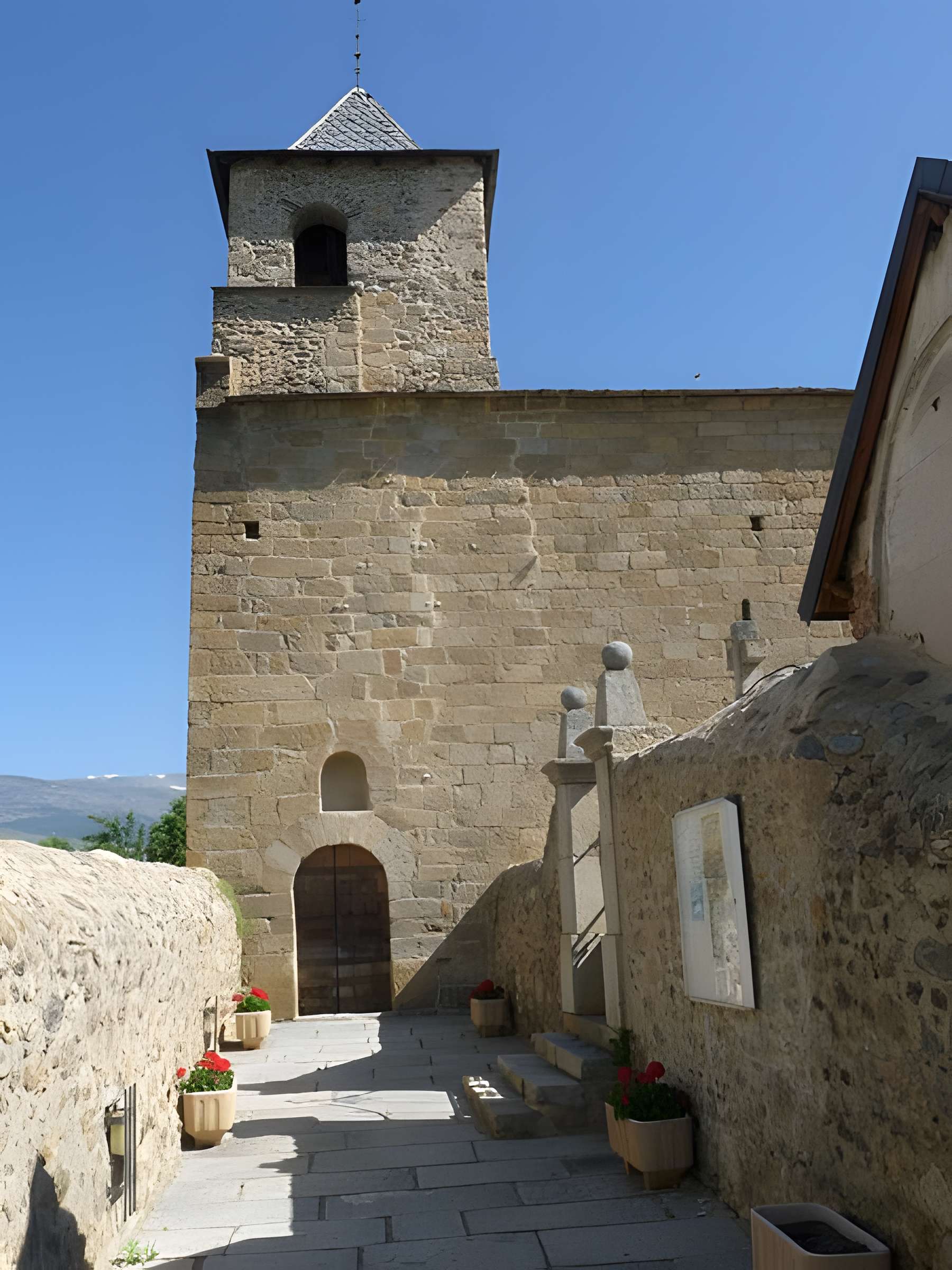 Eglise Saint-Martin de Hix