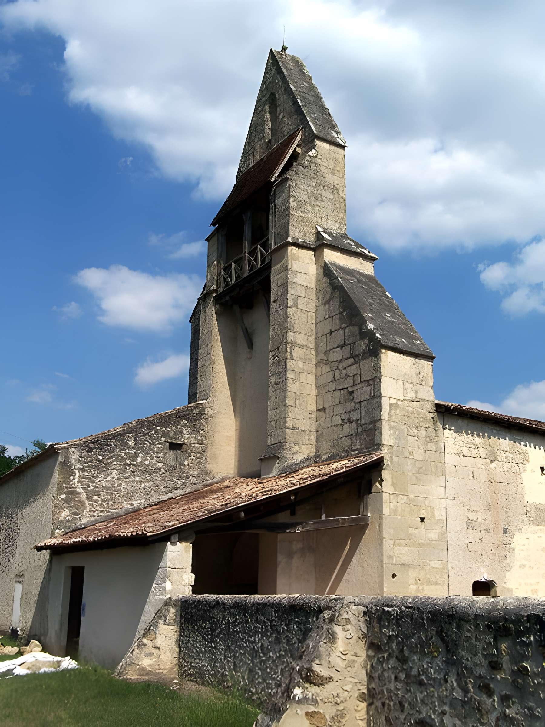 Église Saint-Martin d'Insos de Préchac