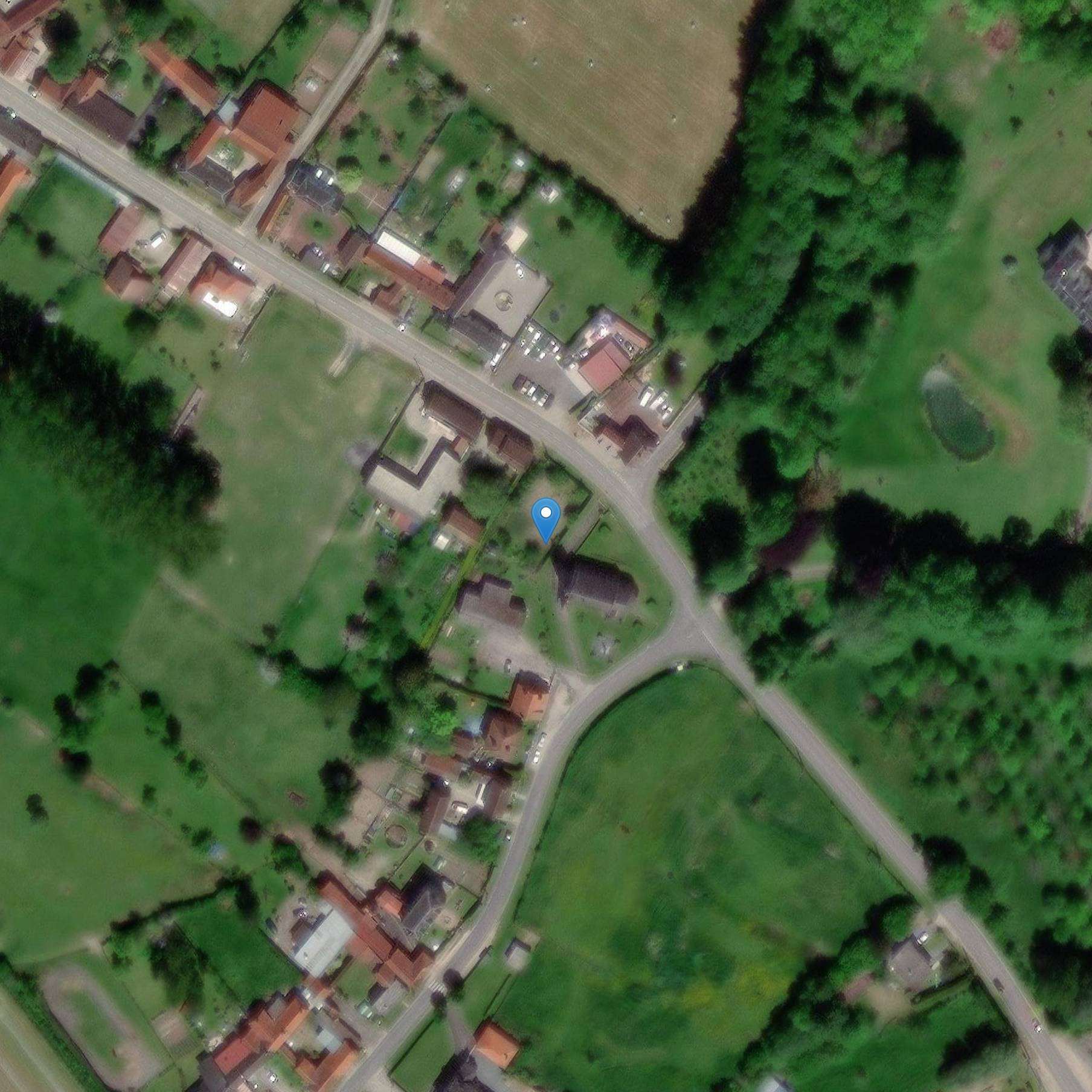 Photo de Saint-Furcy kerk van Frohen-le-Grand