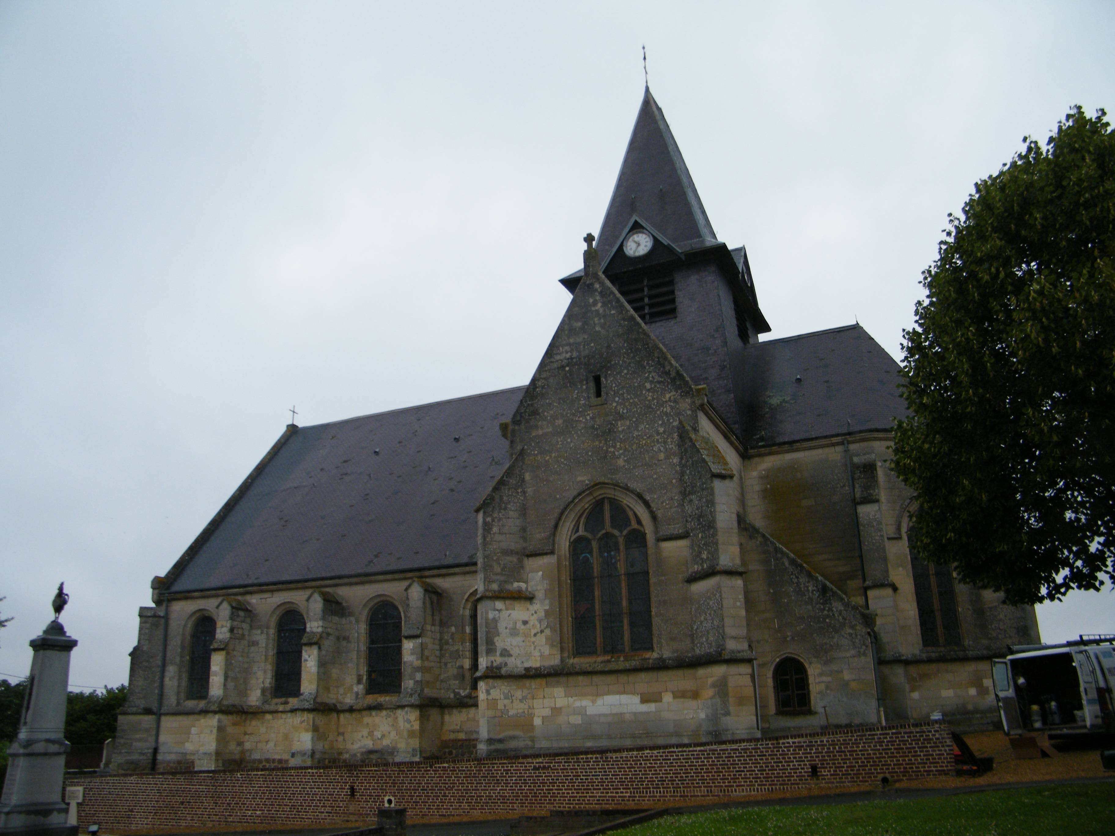 Photo de Saint-Aubin d'Herleville チャーチ