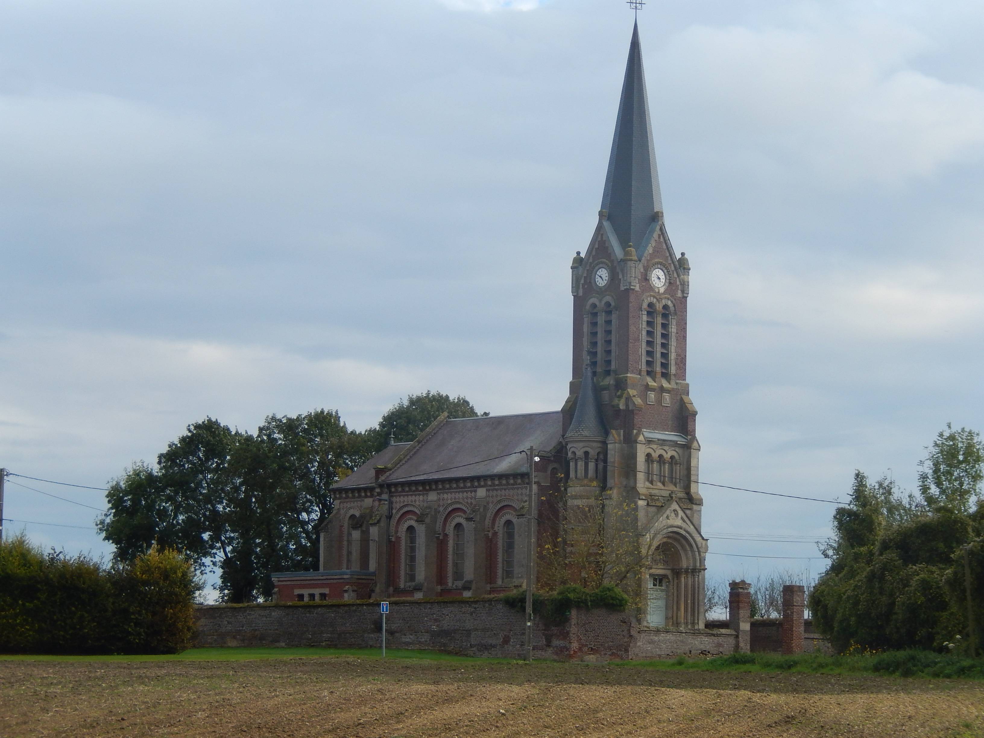 Photo de Saint-Eloi d'Herly Kerk