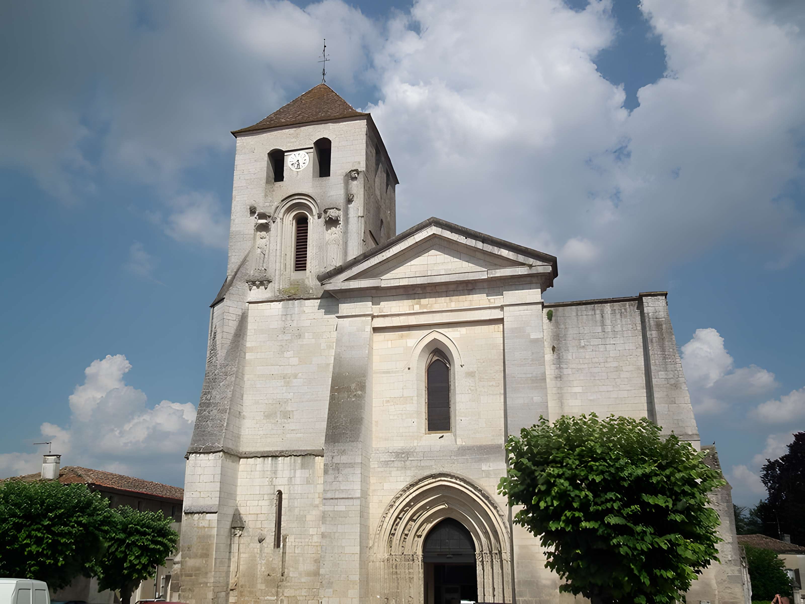 Église Saint-Mathias de Barbezieux 
