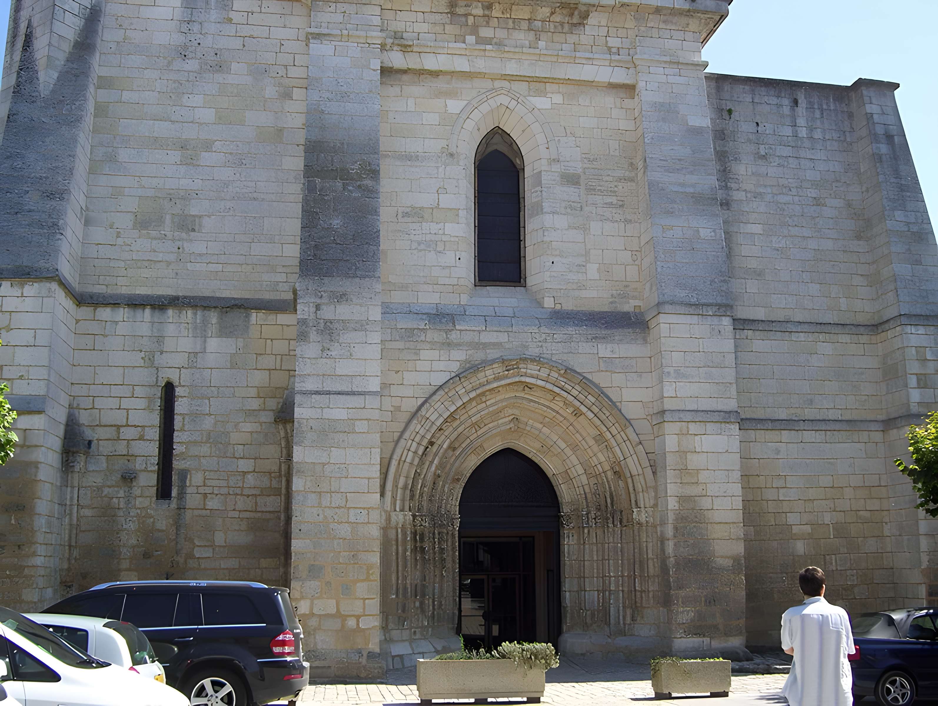 Église Saint-Mathias de Barbezieux