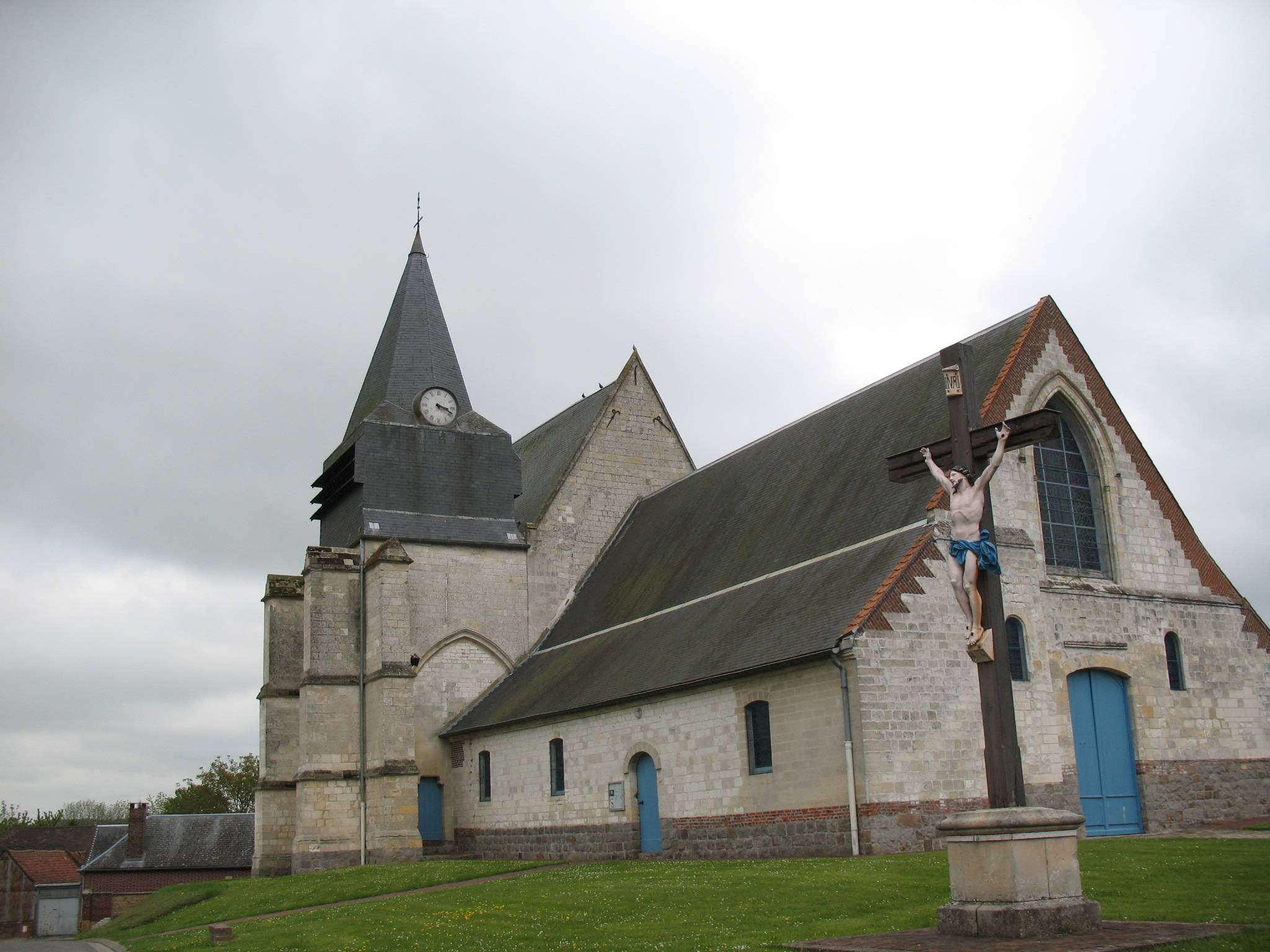 Photo de Iglesia Saint-Gervais-et-Saint-Protais de Querrieu