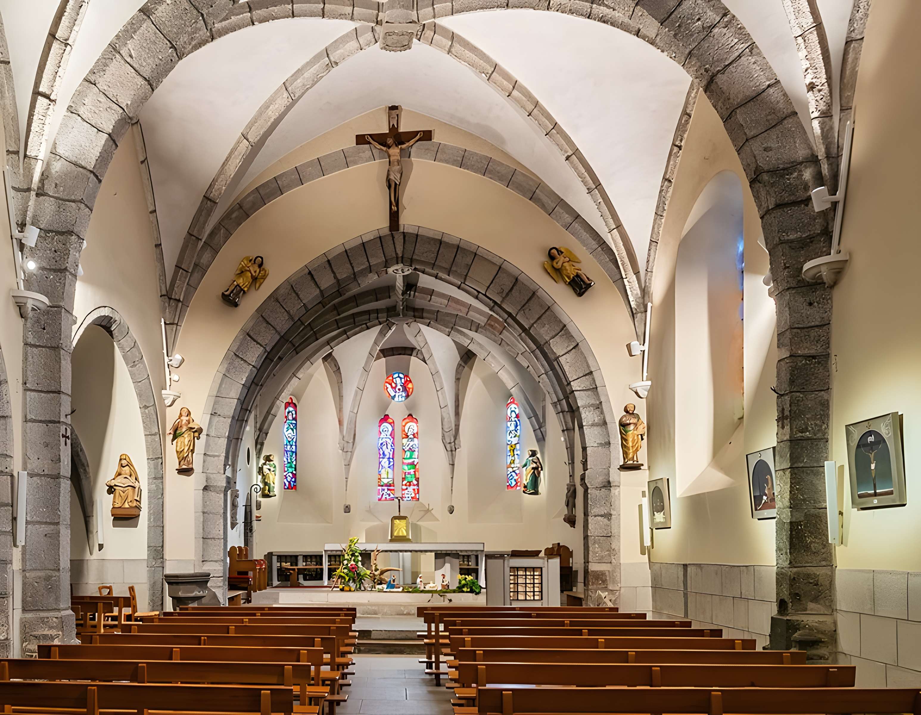 Église Saint-Matthieu de Laguiole