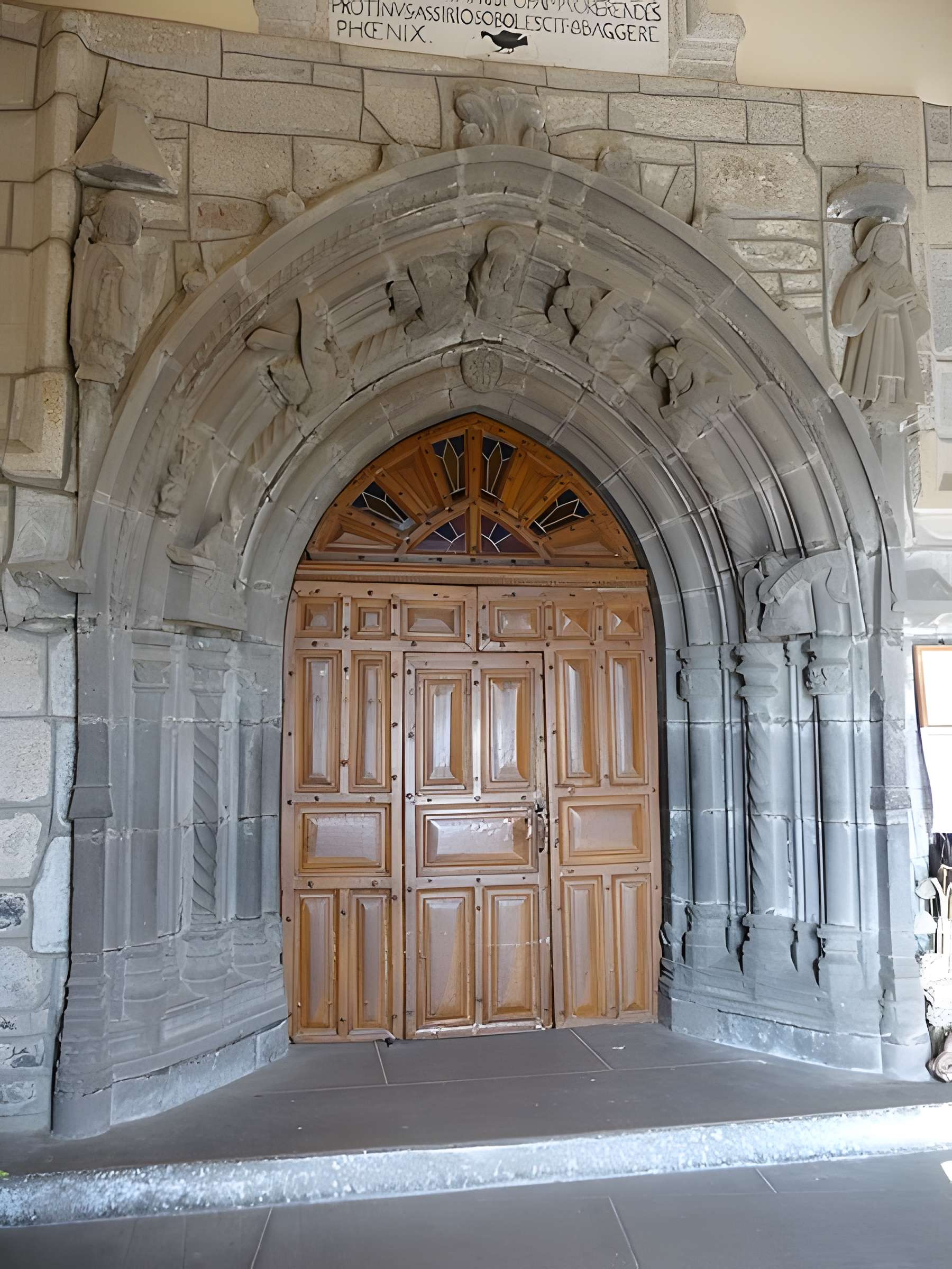 Église Saint-Matthieu de Laguiole