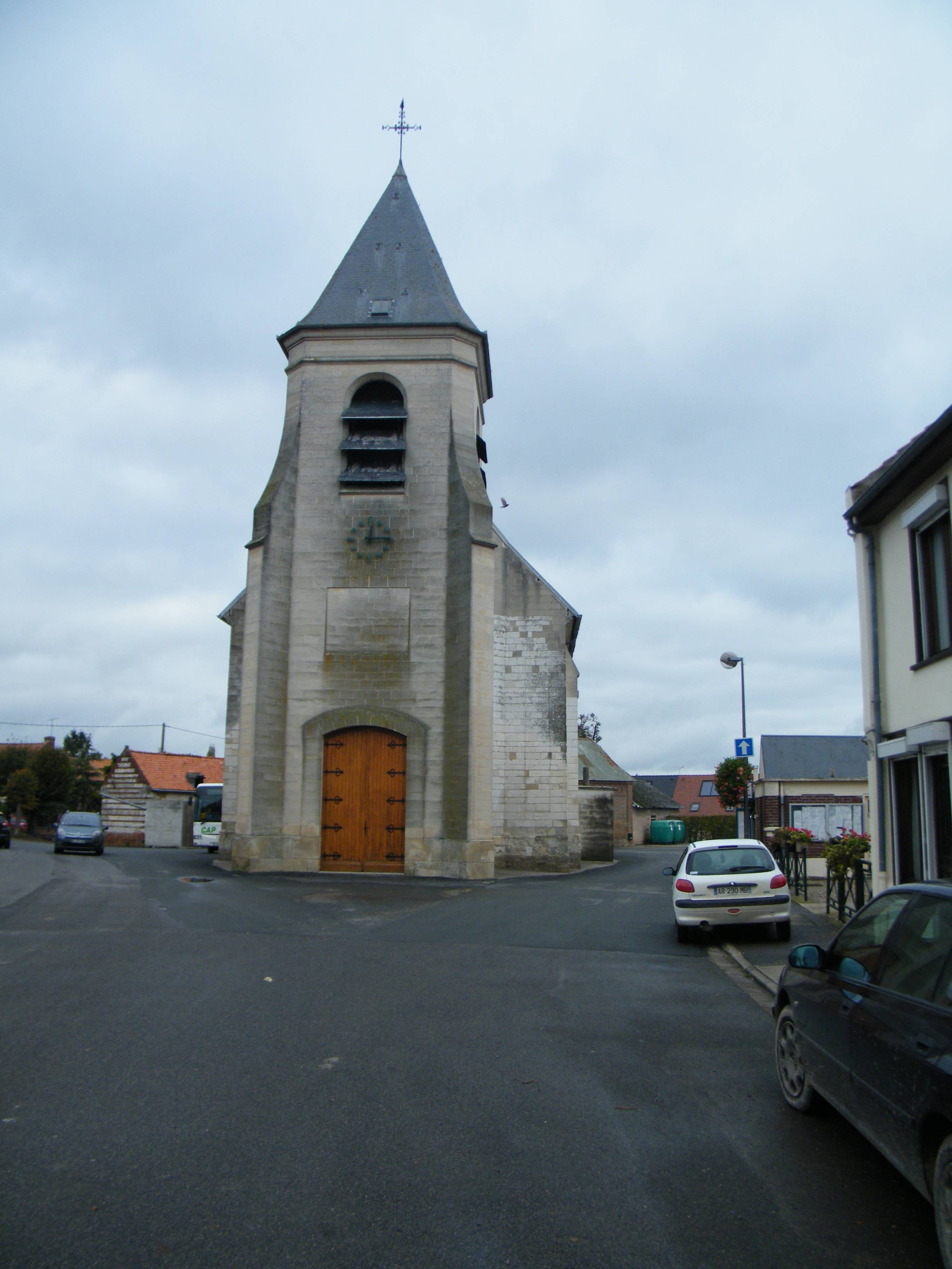Photo de Chiesa Saint-Denis di Saint-Sauflieu
