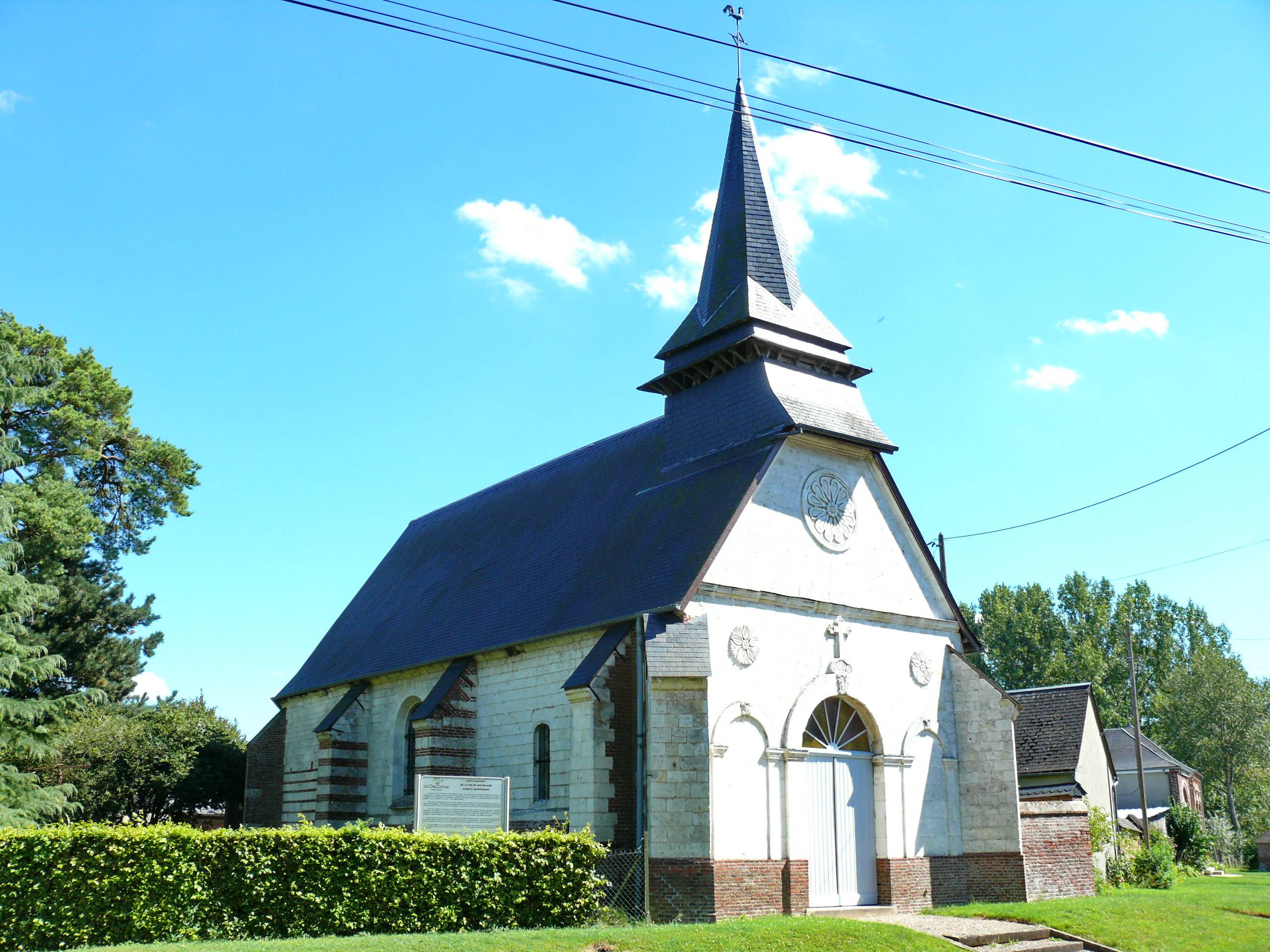 Photo de Église Sainte-Ségrée de Sainte-Segrée