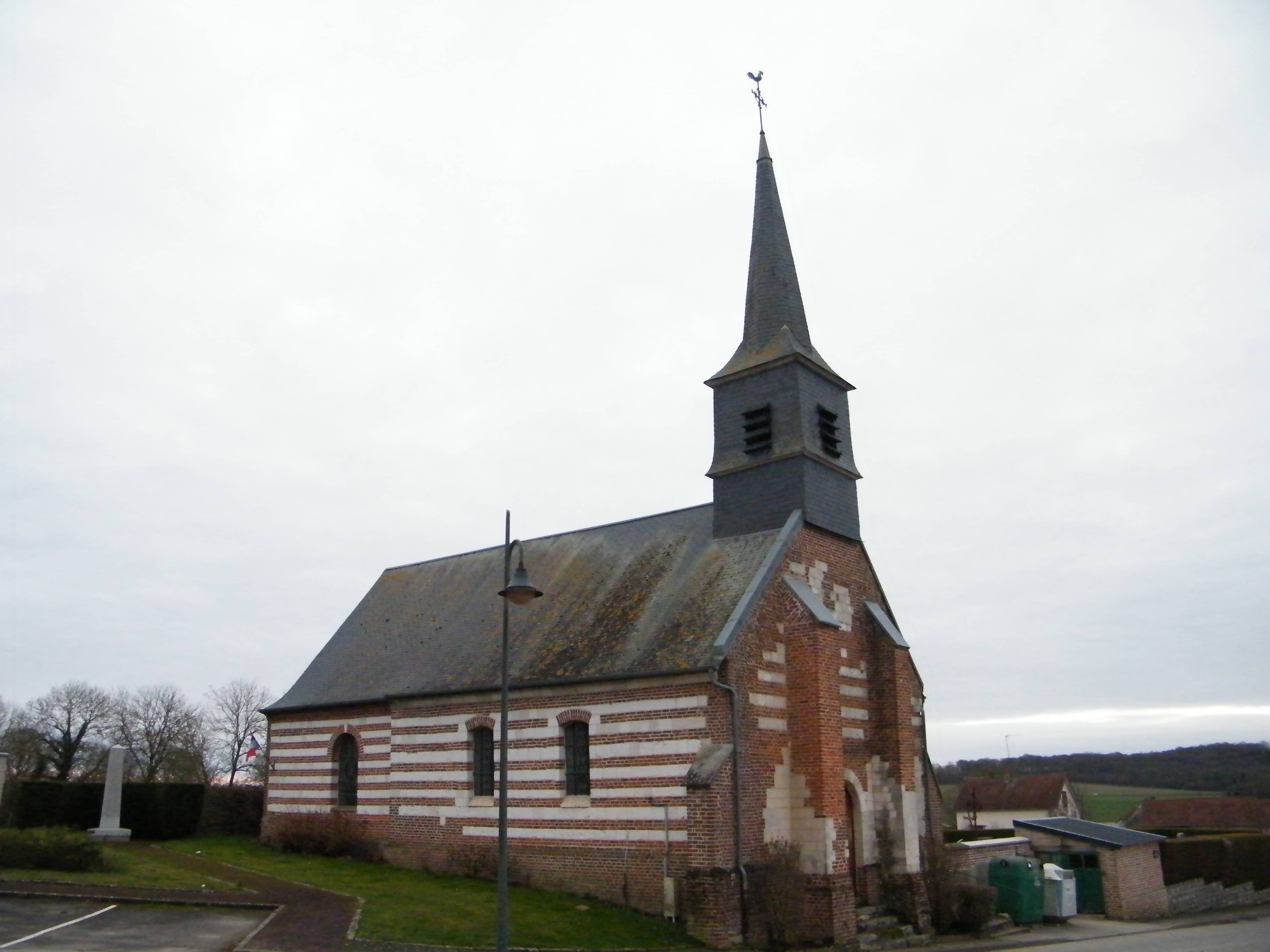 Photo de Notre-Dame-de-la-Nativity Church of Surcamps