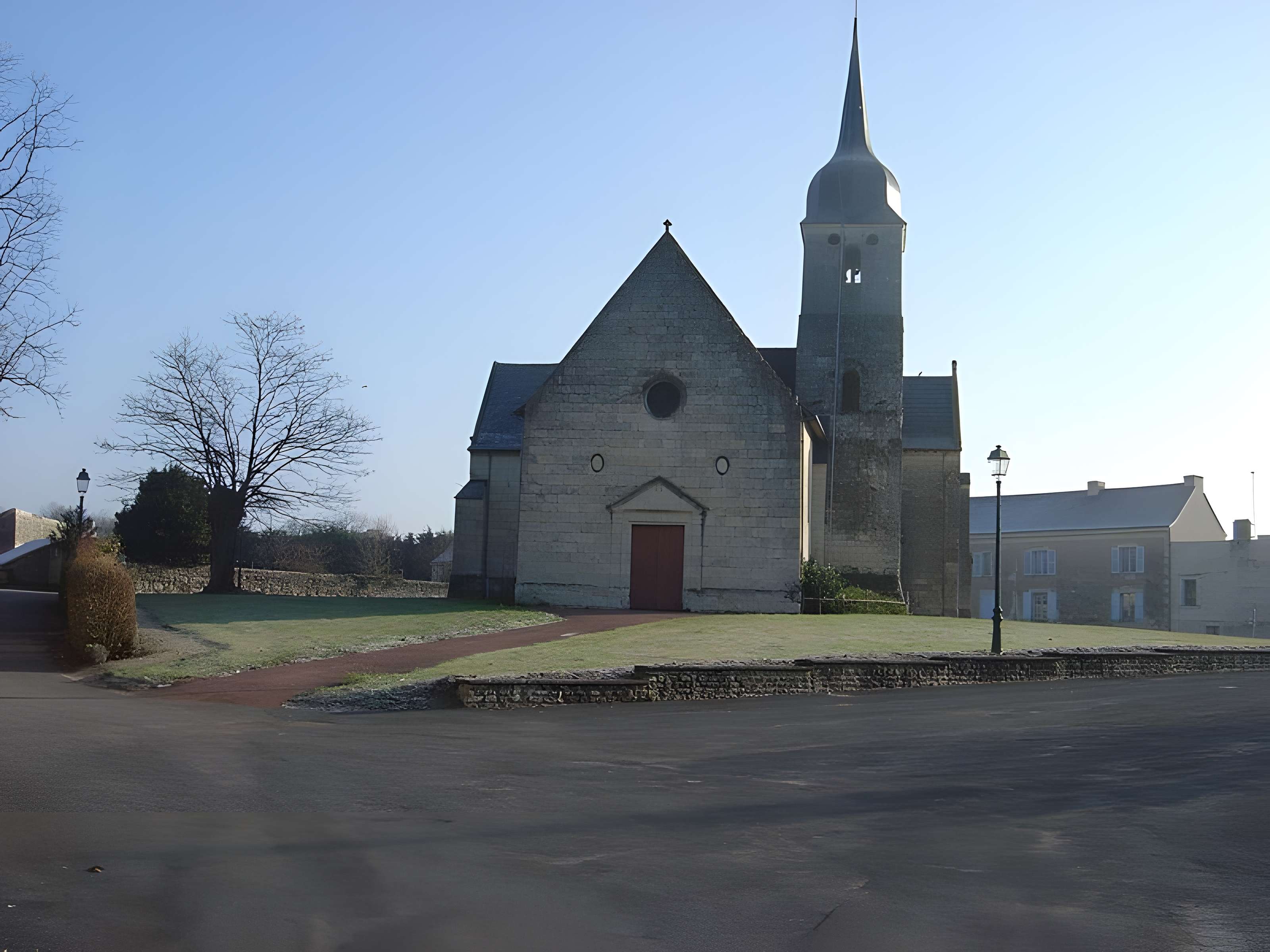 Église Saint-Maurice de Louerre 