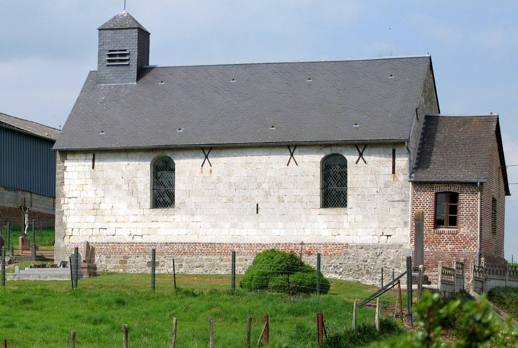 Photo de Kirche von Saint Eloi de La Vicogne