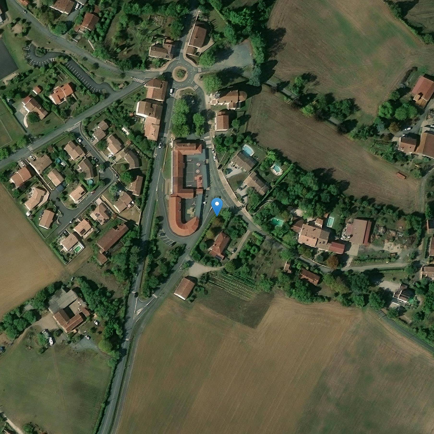 Photo de 圣克洛德德卡卢斯教堂