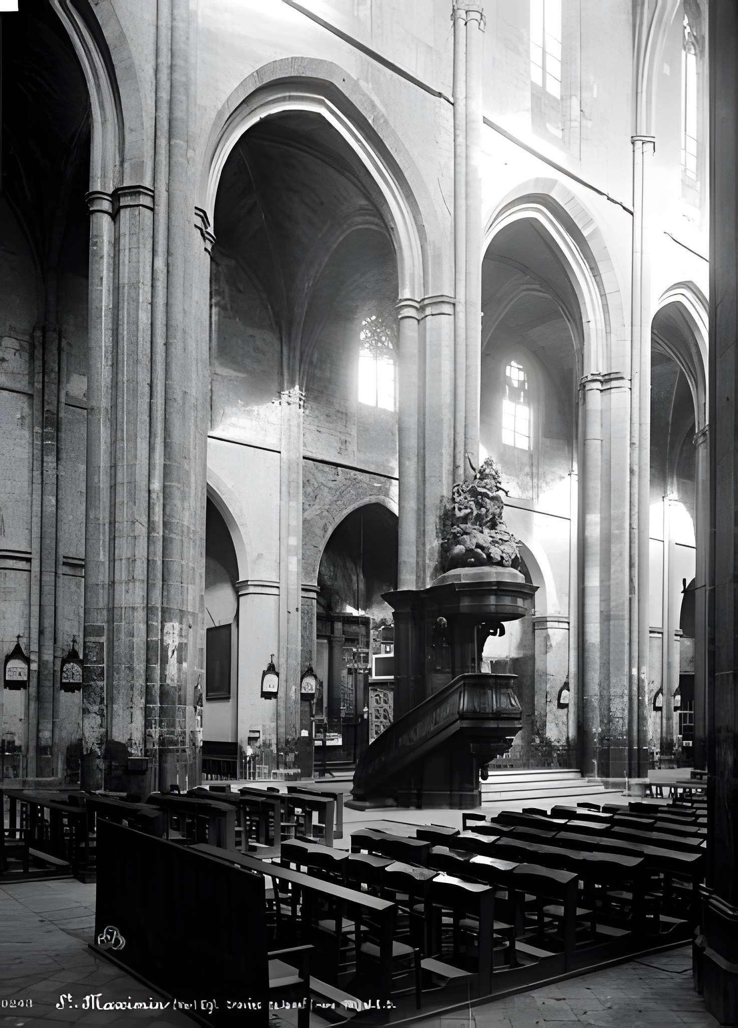 Église Saint-Maximin de Saint-Maximin 