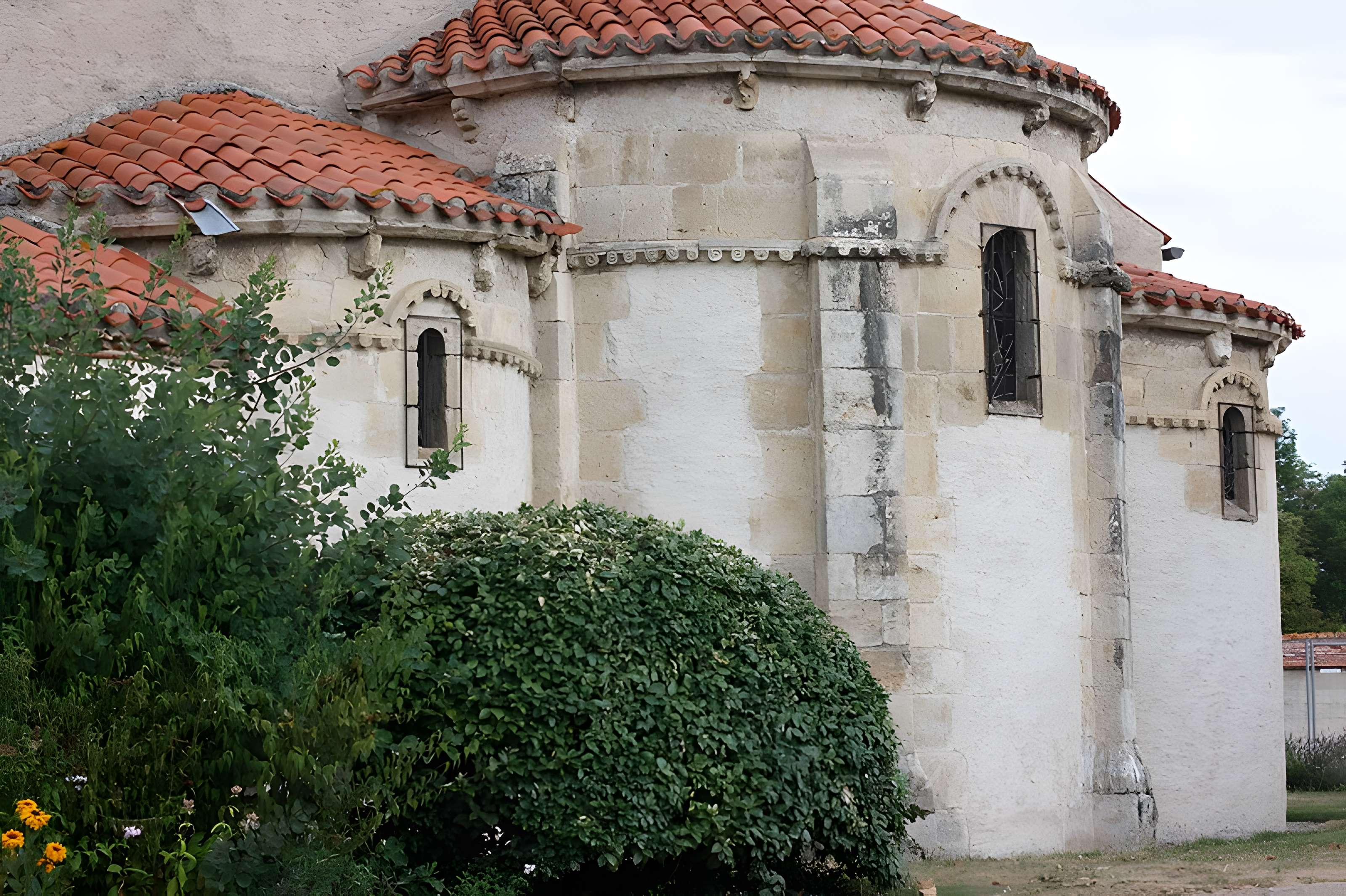 Église Saint-Mayeul-et-Saint-Pont de Saint-Pont