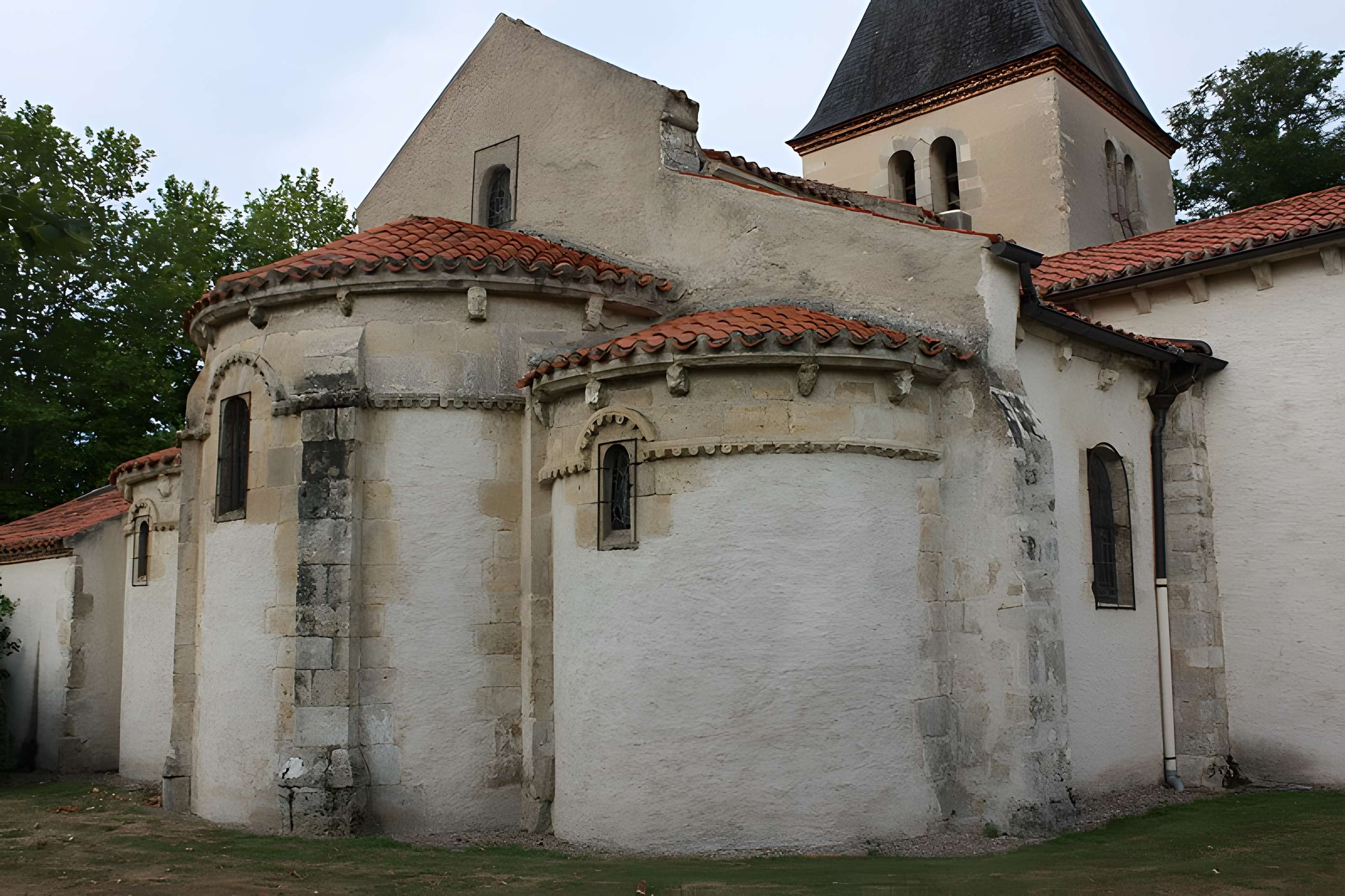 Église Saint-Mayeul-et-Saint-Pont de Saint-Pont