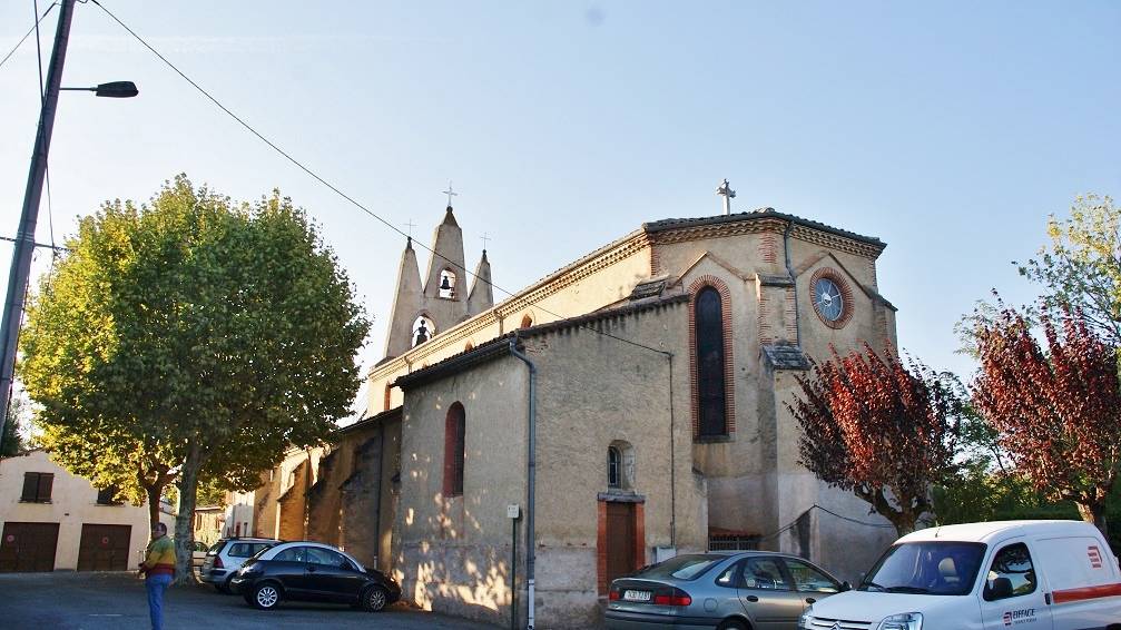 Photo de Saint Peter's Church of Guitalens
