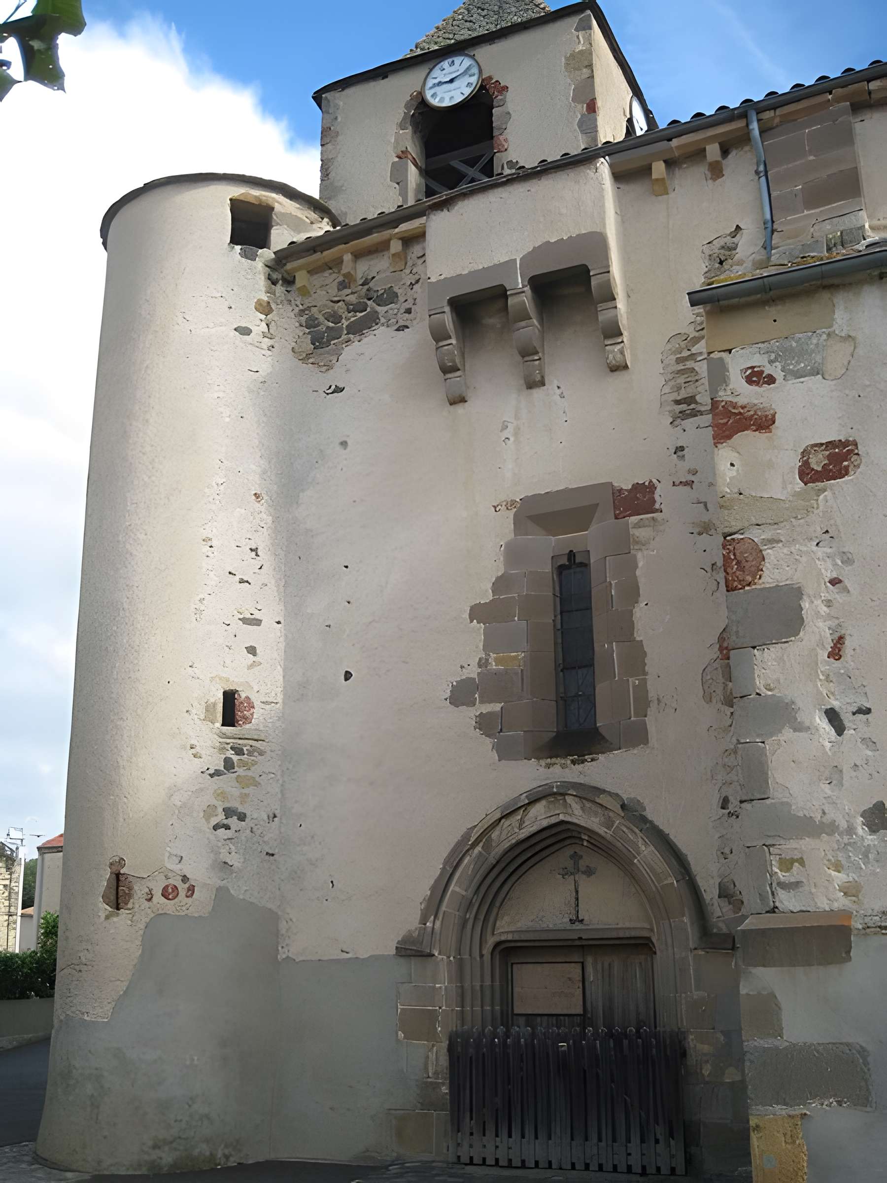 Église Saint-Médard d'Apchat