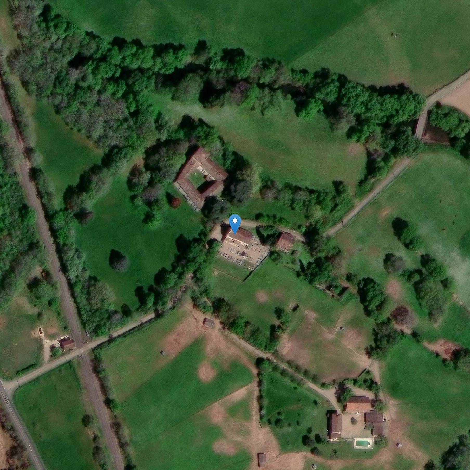 Photo de 聖ハイレア教会のブレーズ