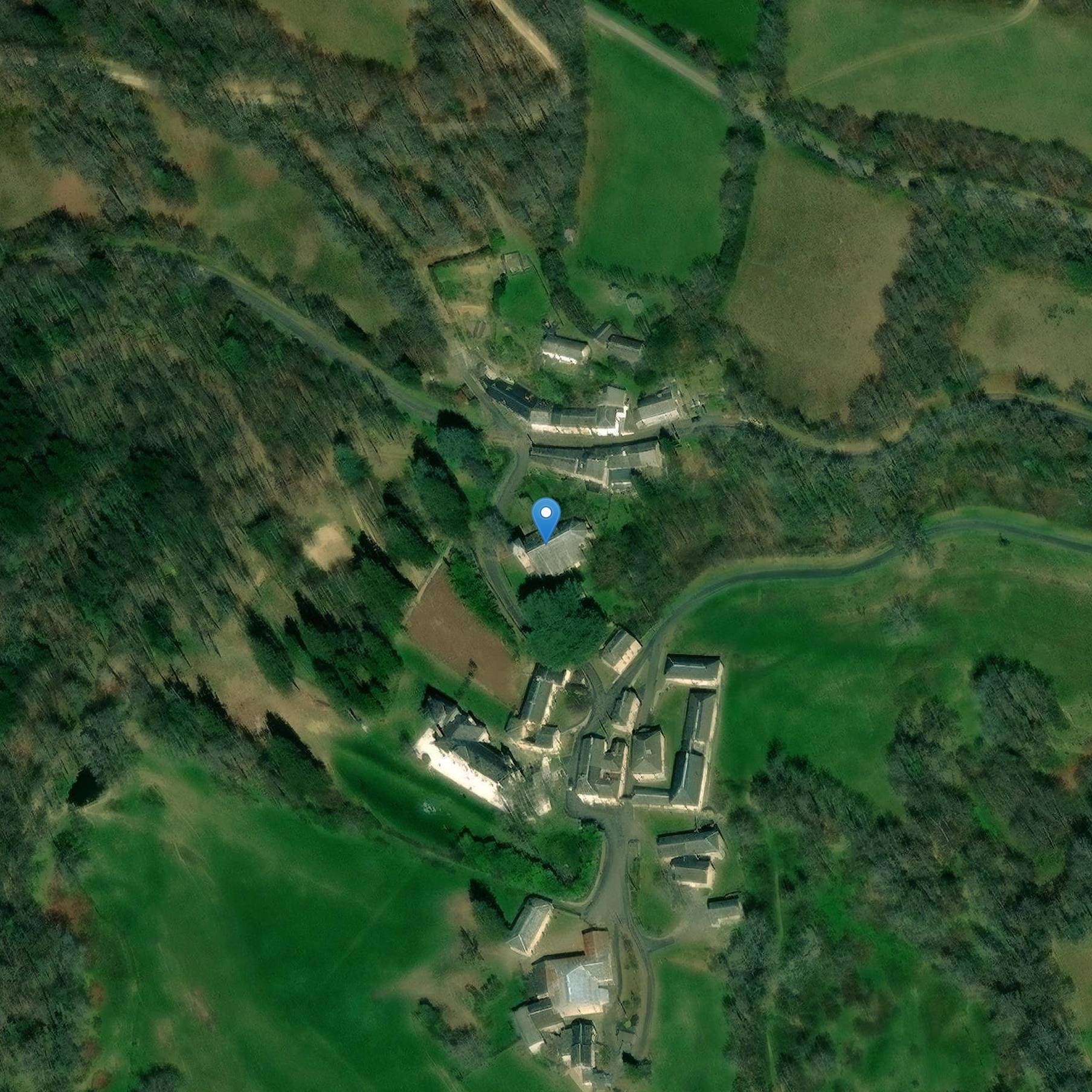 Photo de 卡马里耶尔圣让-德尔-弗雷克教堂