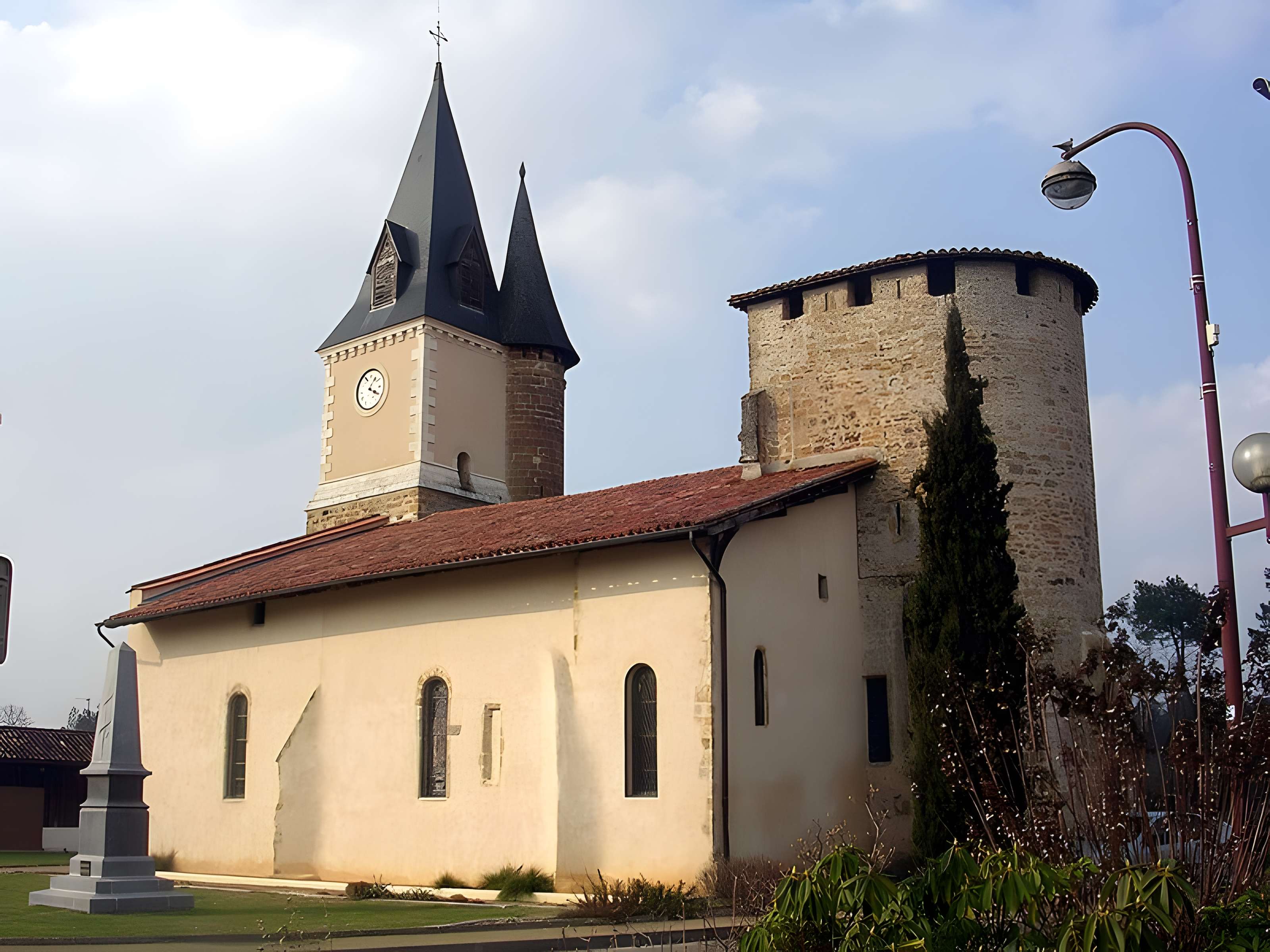 Église Saint-Médard de Geloux 